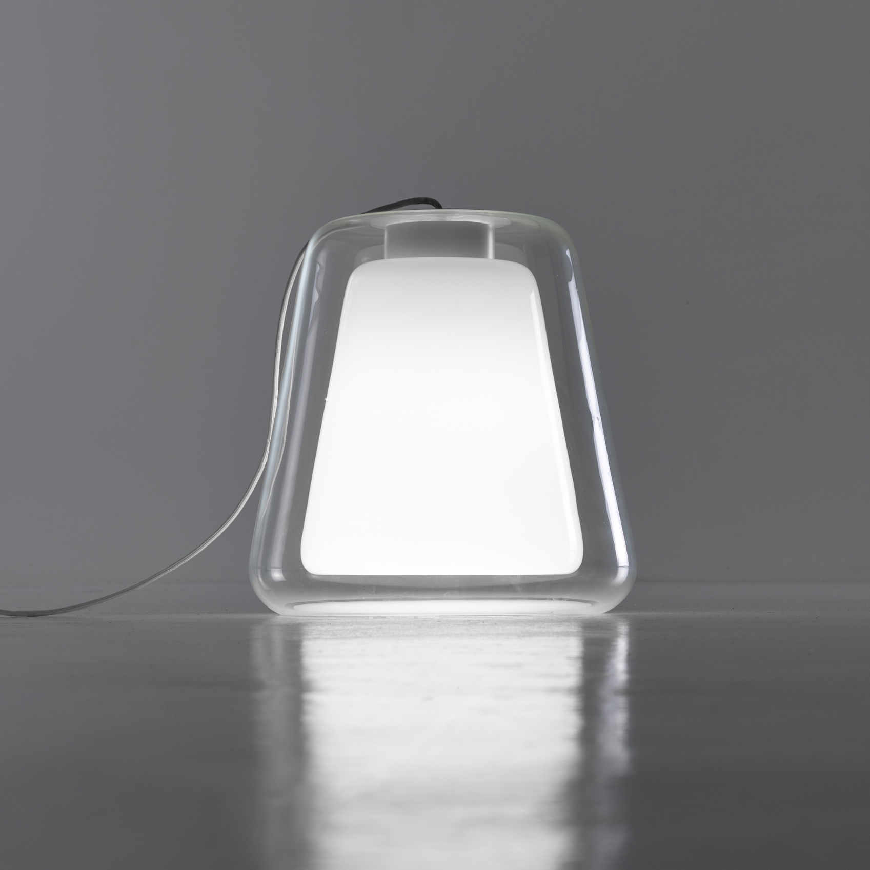 Display product The Lovers Lamp Large from manufacturer PERUSE
