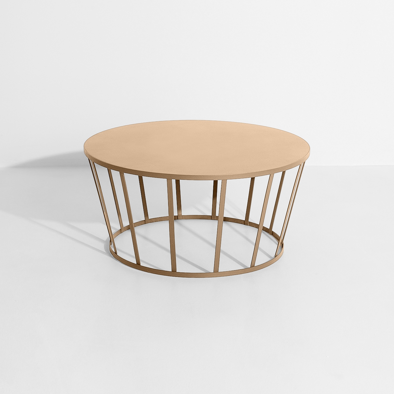 Mostra il prodotto Hollo | Coffee table del produttore Petite Friture