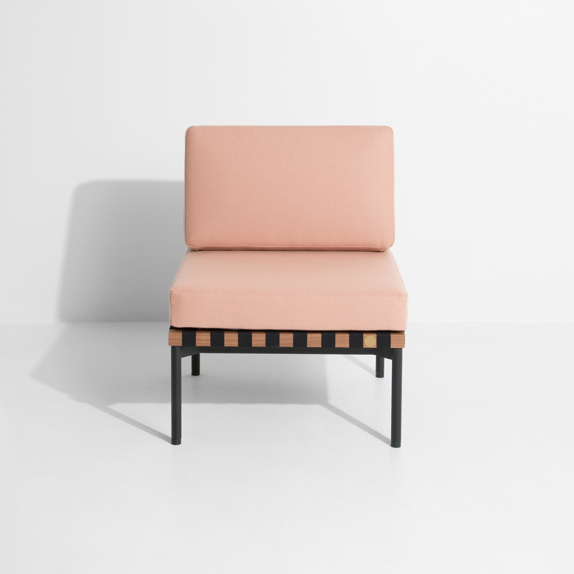 Mostra il prodotto Grid | Armchair without armrest del produttore Petite Friture