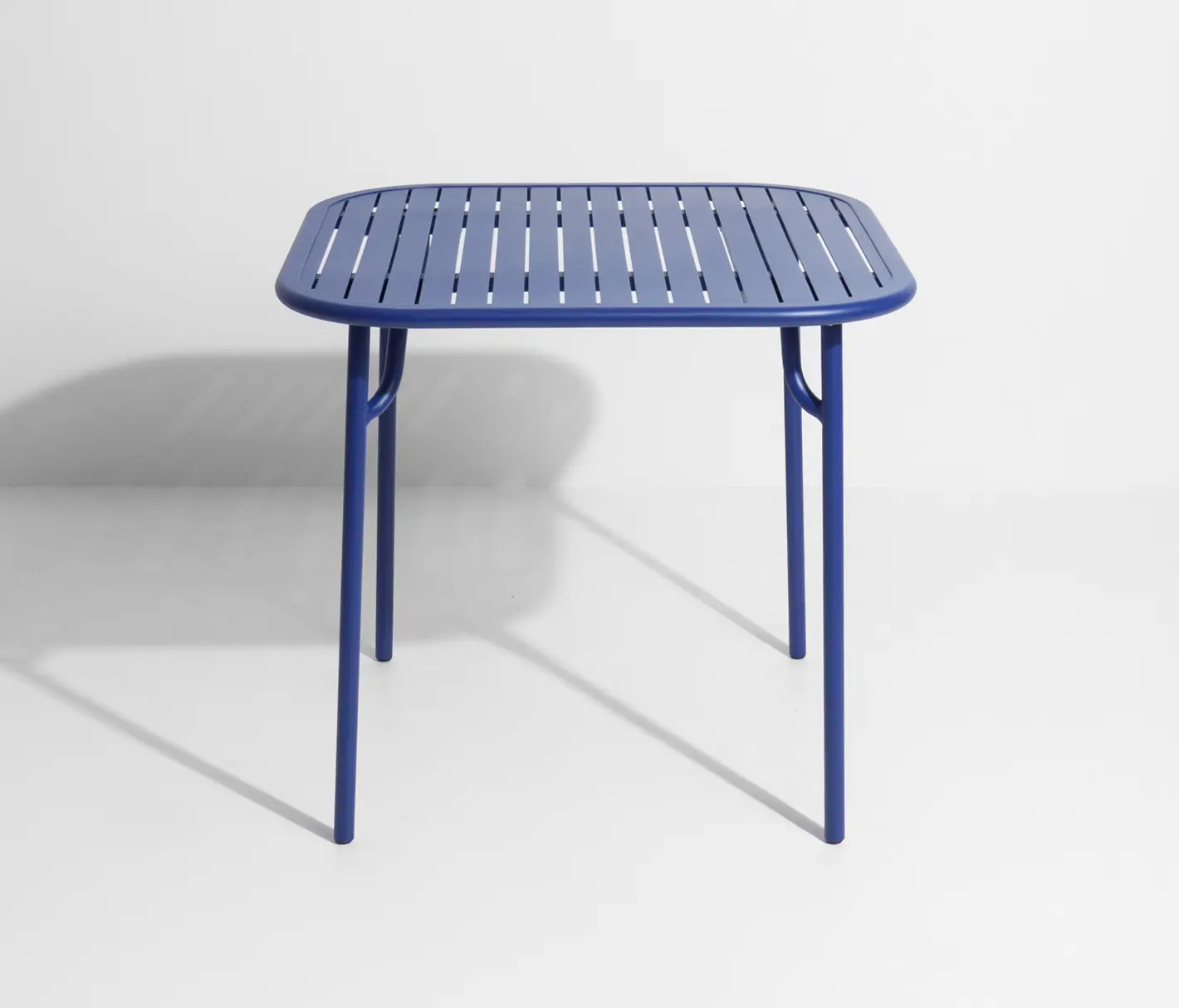 Petite Friture - Week-End | Table carrée