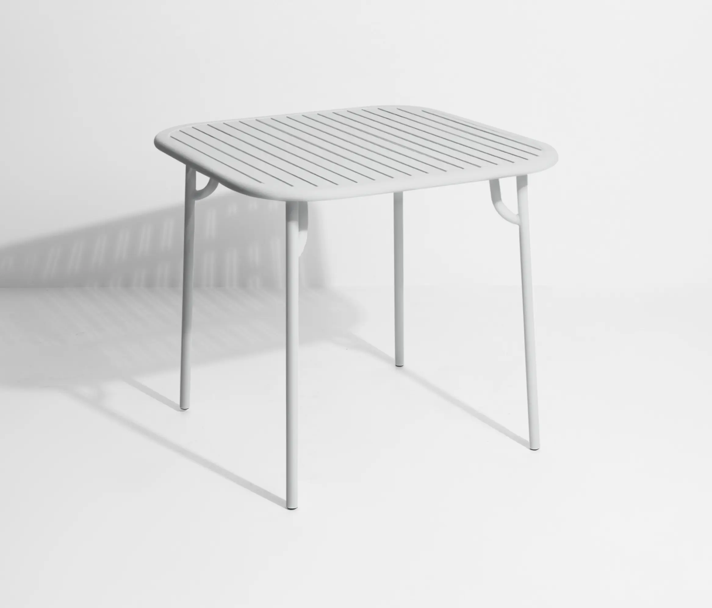 Petite Friture - Week-End | Table carrée