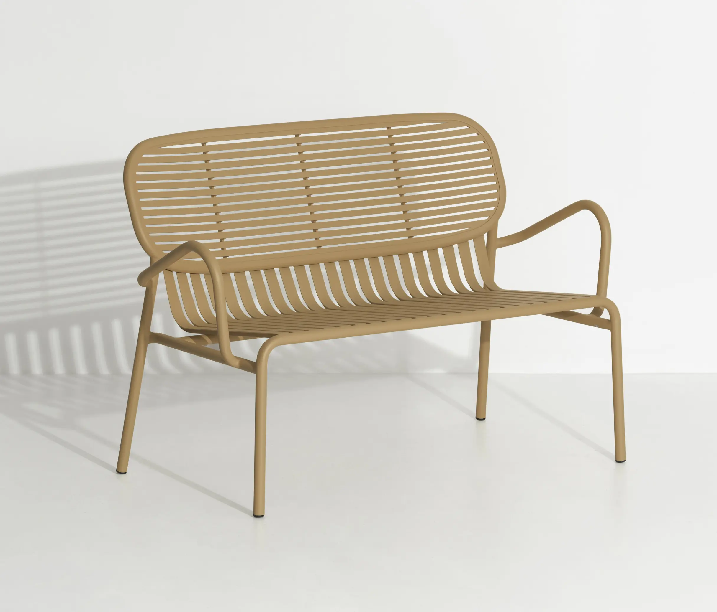 Petite Friture - Week-End | Sofa