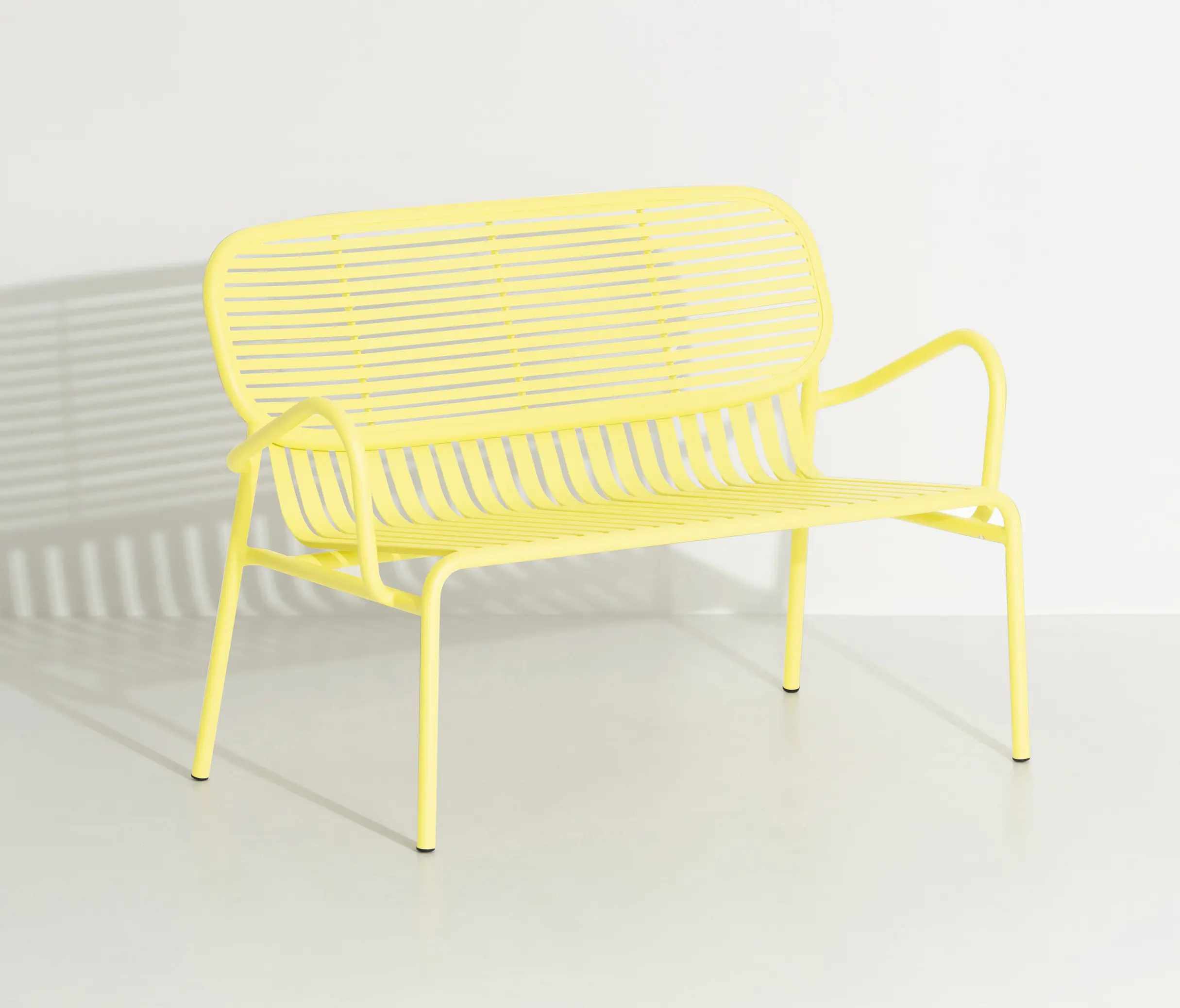 Petite Friture - Week-End | Sofa