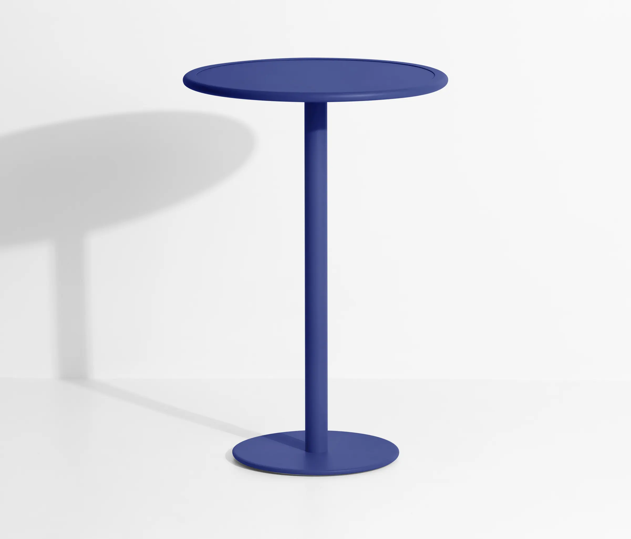 Petite Friture - Week-End | Round high table