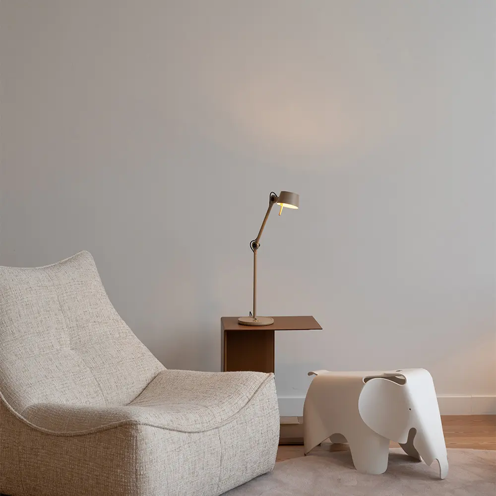 Tonone - BOLT10 Desk