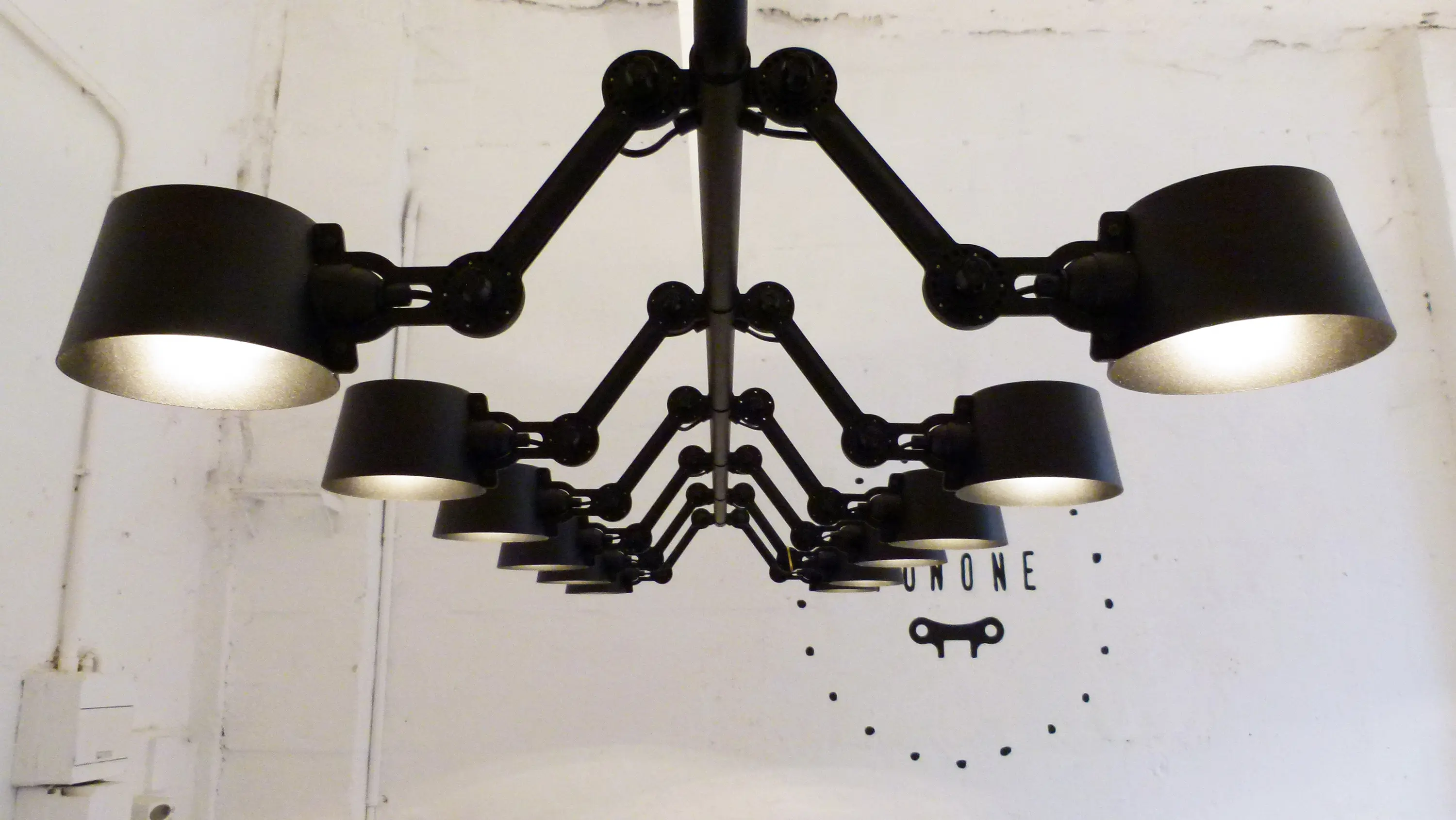 Tonone - BOLT 12 Pack pendant