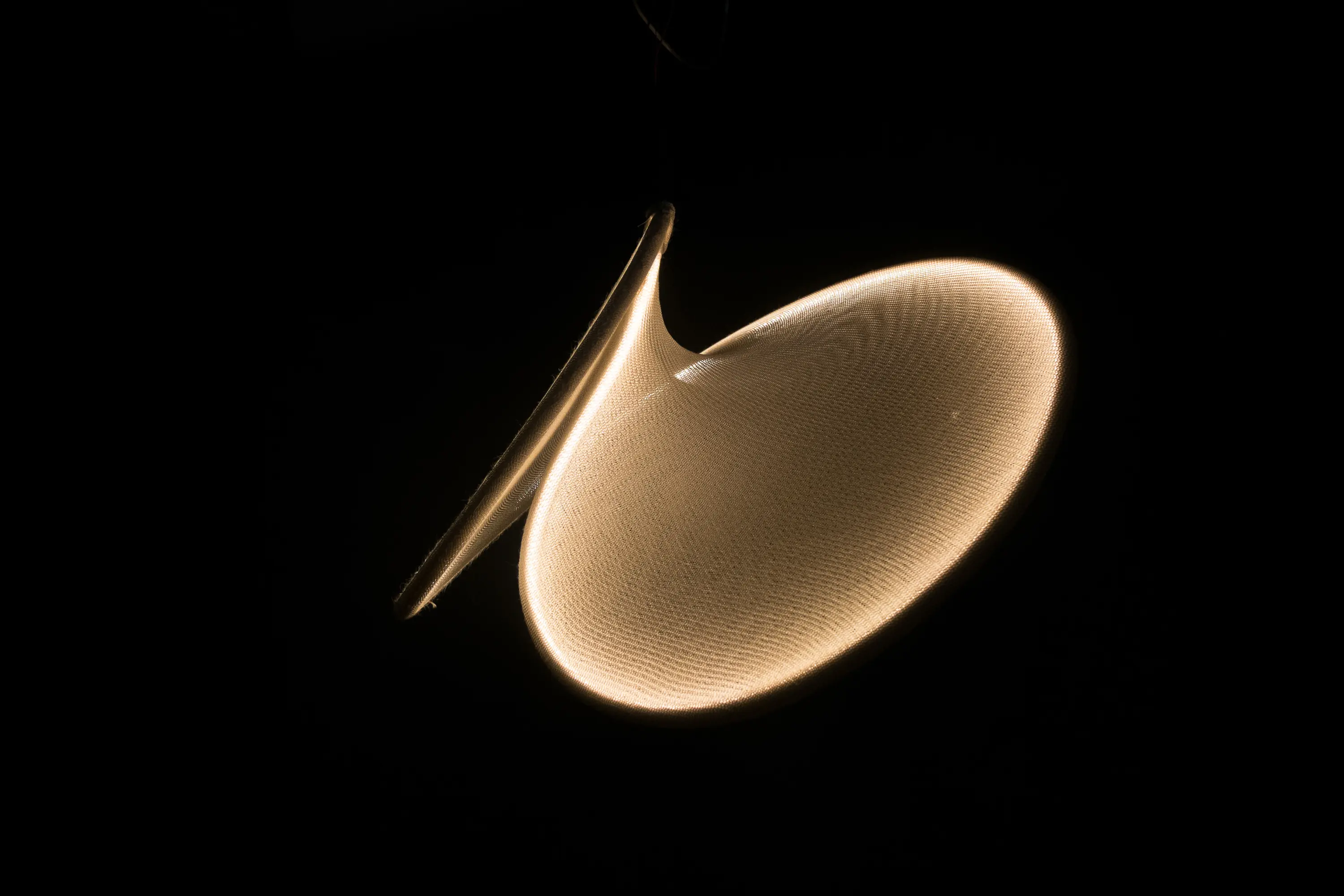 llll - llll.01 suspension | gold