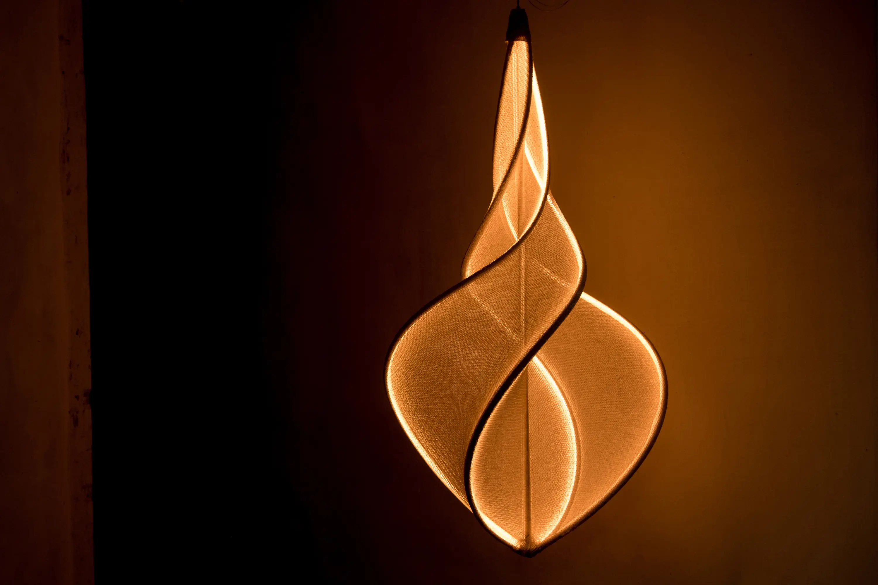 llll - llll.05 suspended lamp | gold