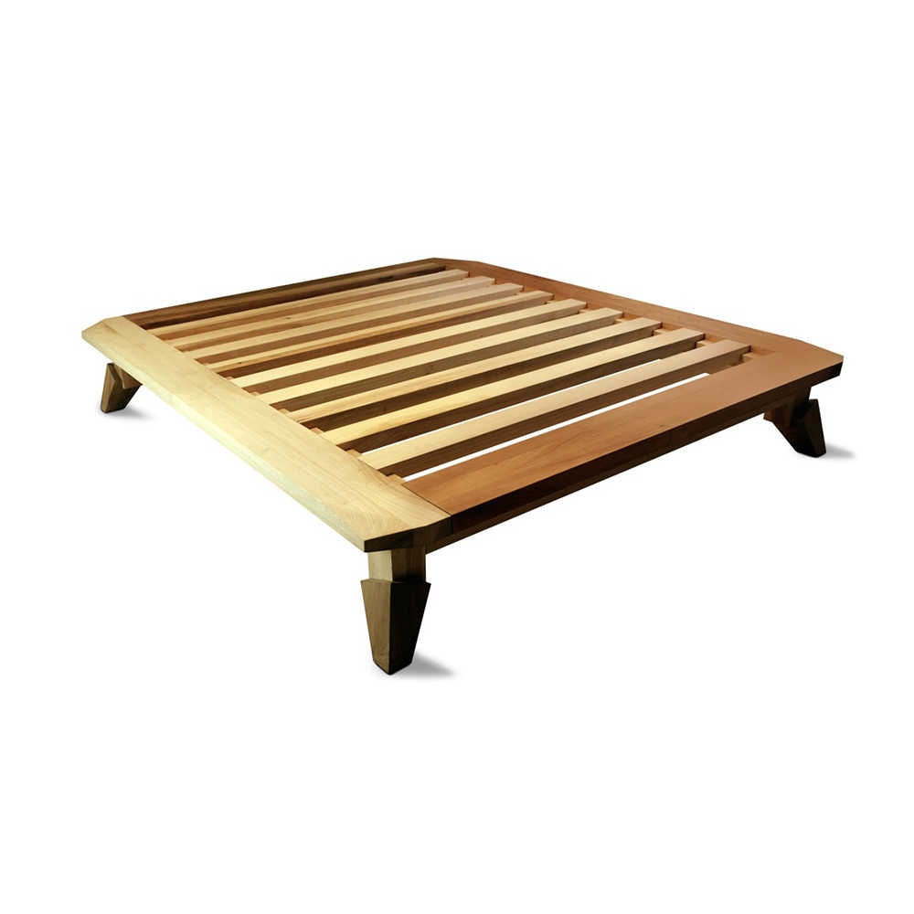 Produkt Feral Bed des Herstellers Nigel Coates Studio anzeigen