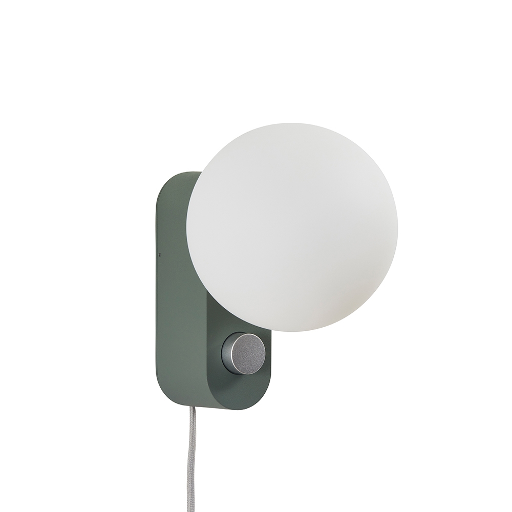 Mostra il prodotto Alumina Wall Lamp Sage with Sphere IV del produttore Tala
