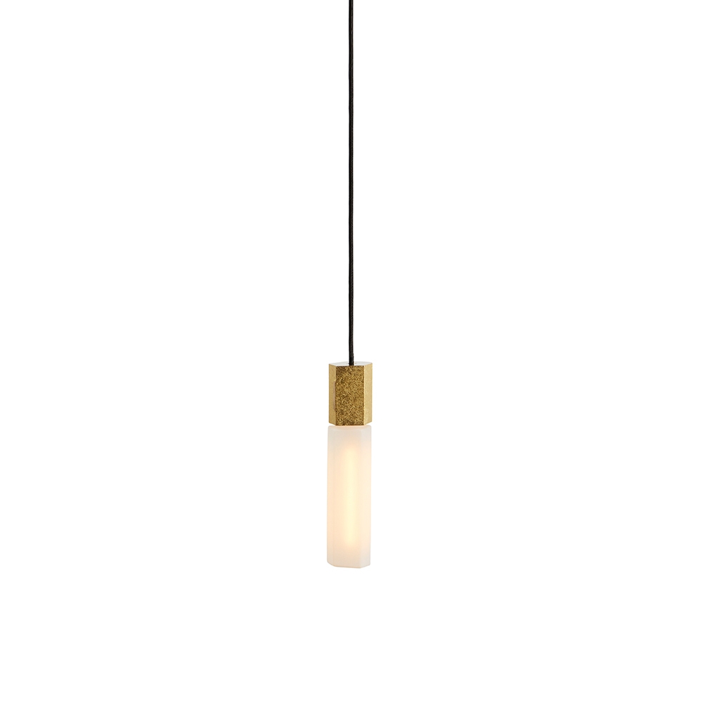 Mostra il prodotto Basalt Single Pendant in Brass del produttore Tala