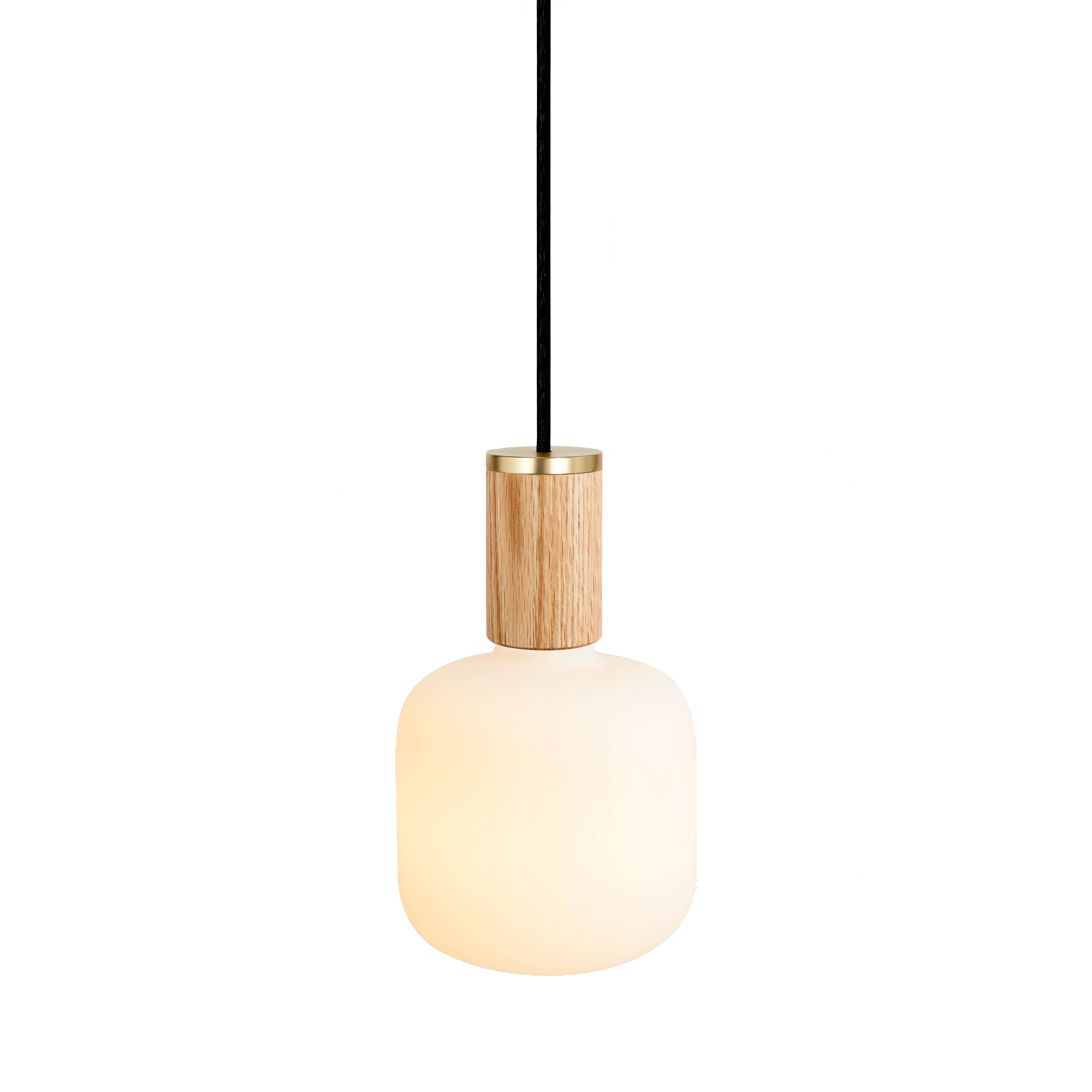 Mostra il prodotto Oblo Pendant Light del produttore Tala