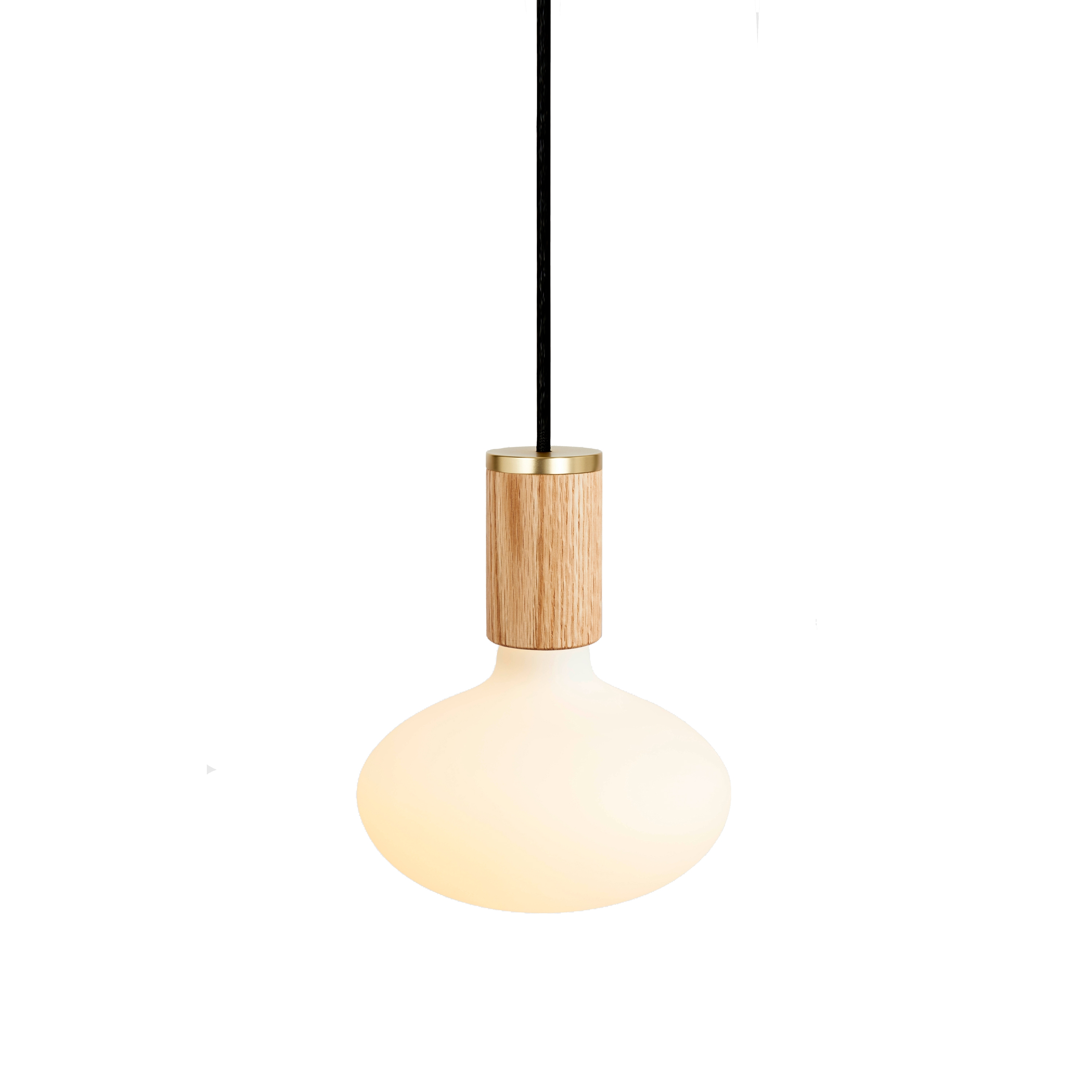 Mostra il prodotto Oval Pendant Light del produttore Tala