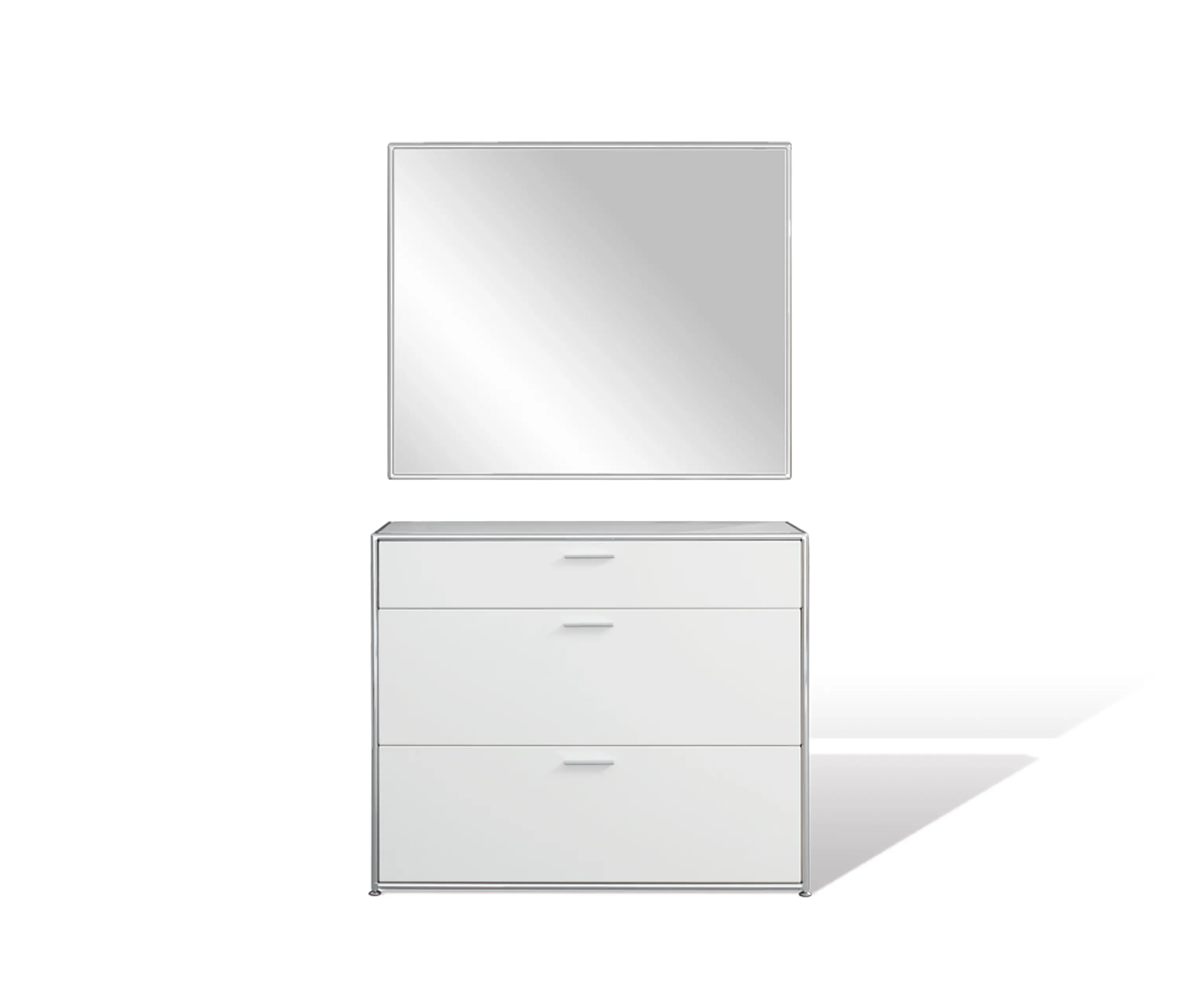 Dauphin Home - Chest of drawers