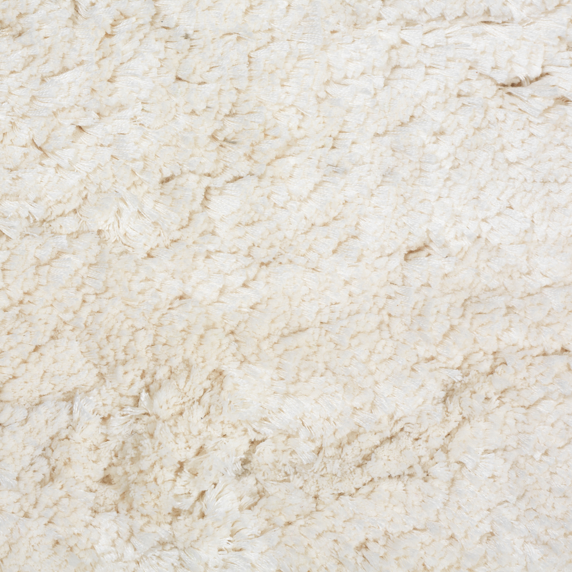 HAND-WOVEN HIGHPILE RUG IN VISCOSE