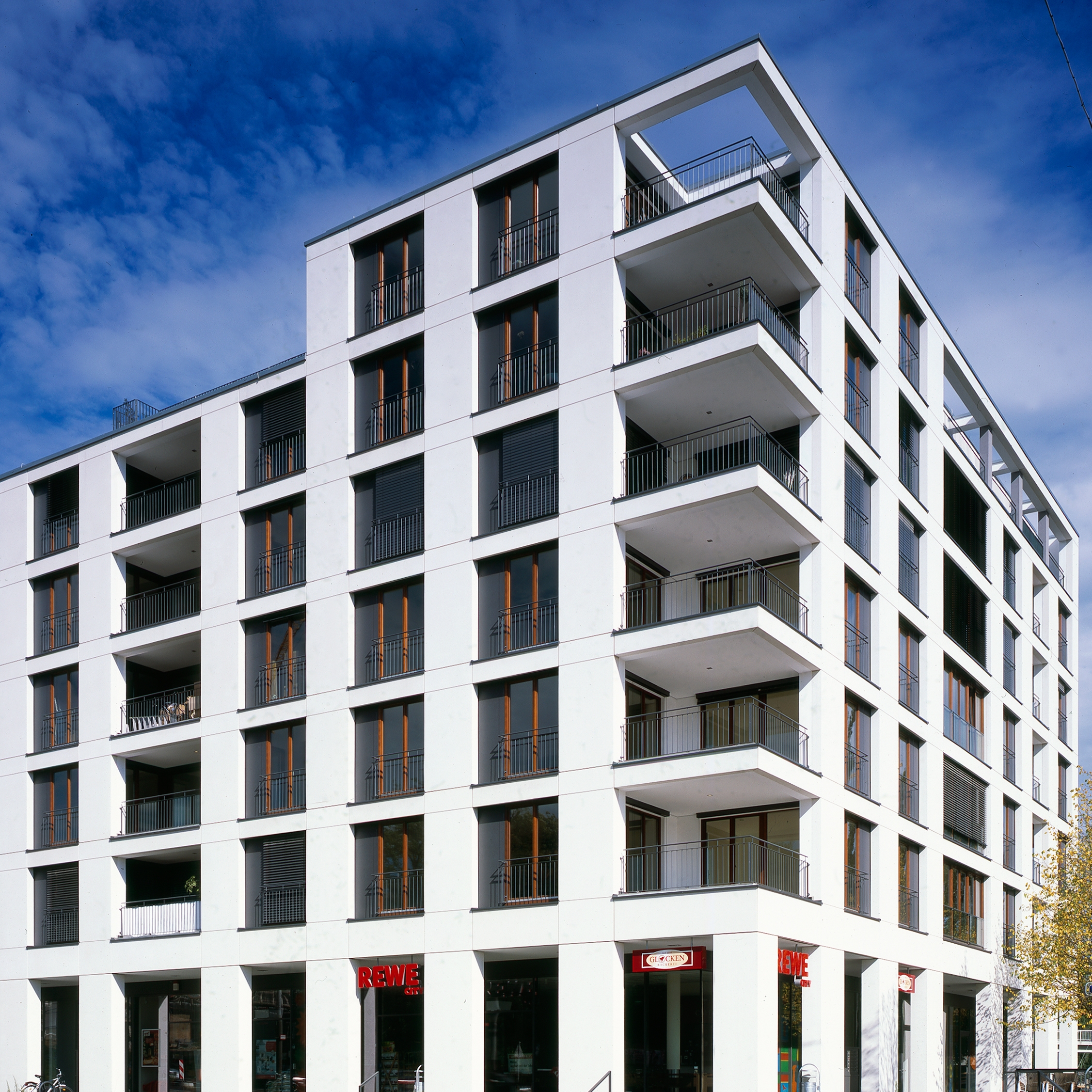 Display product Architectural precast cladding from manufacturer Hering Architectural Concrete