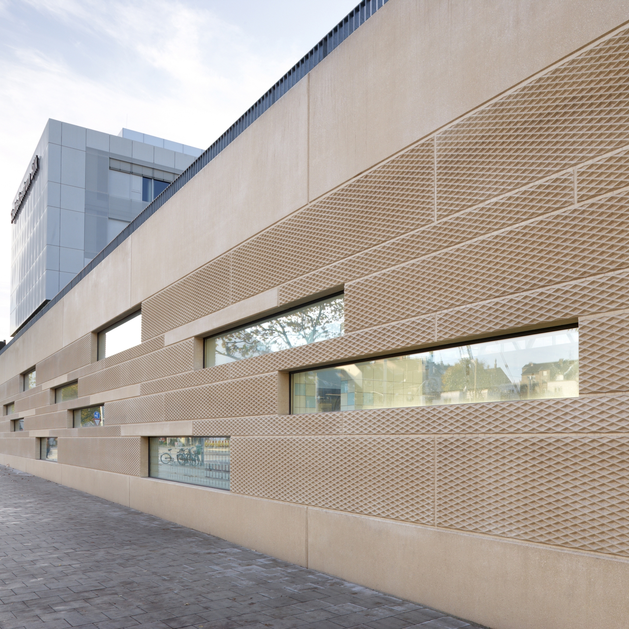 Display product Architectural precast cladding from manufacturer Hering Architectural Concrete