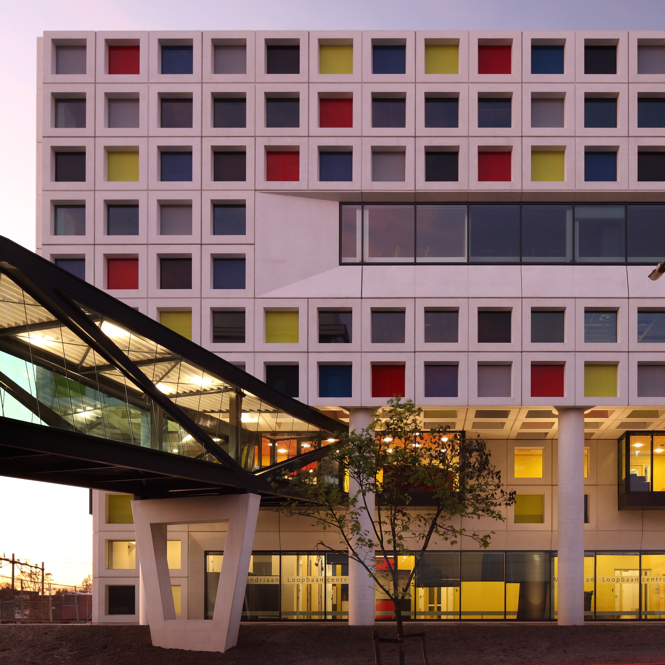 Display product Concrete sandwich façades from manufacturer Hering Architectural Concrete