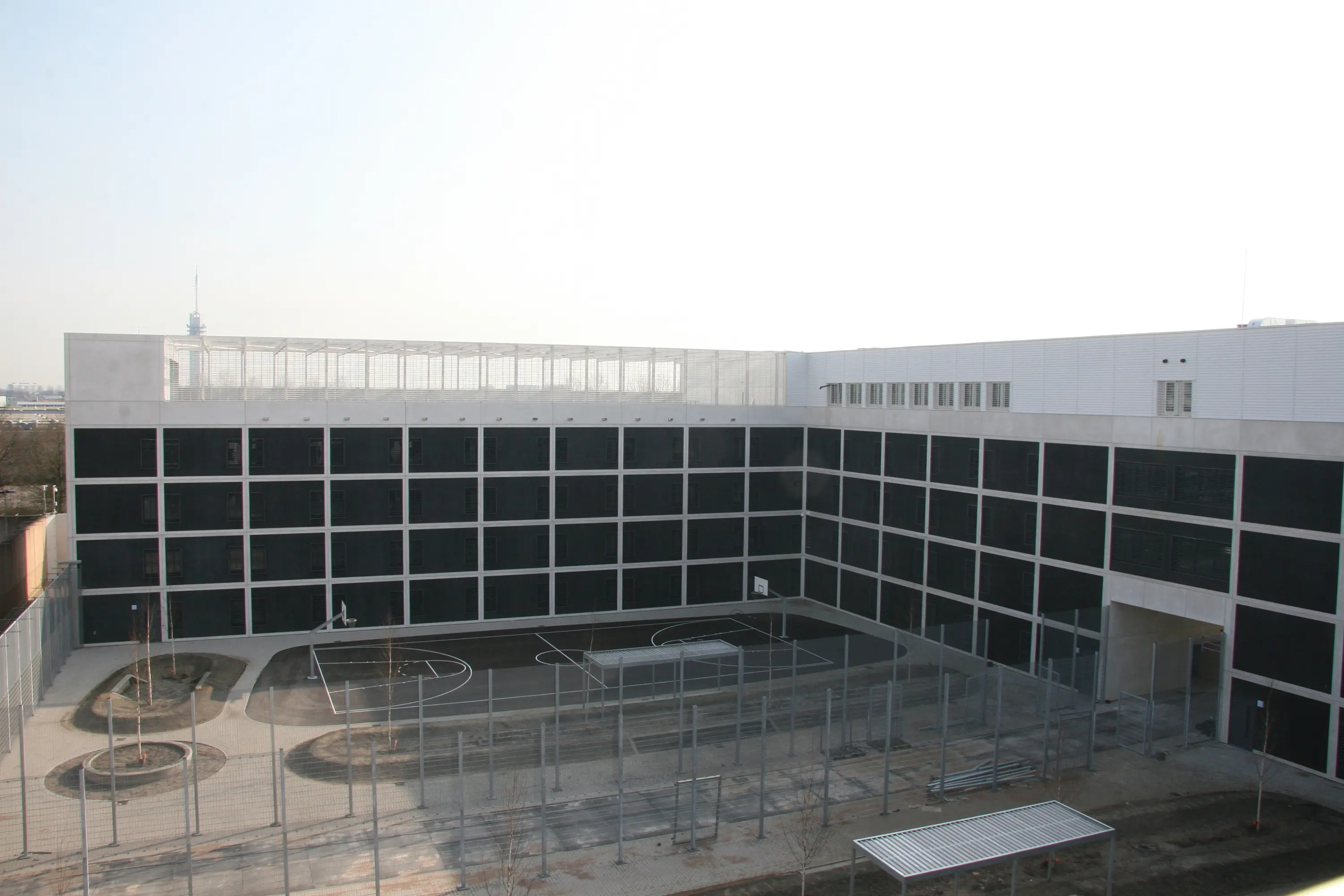 Hering Architectural Concrete - Concrete sandwich façades