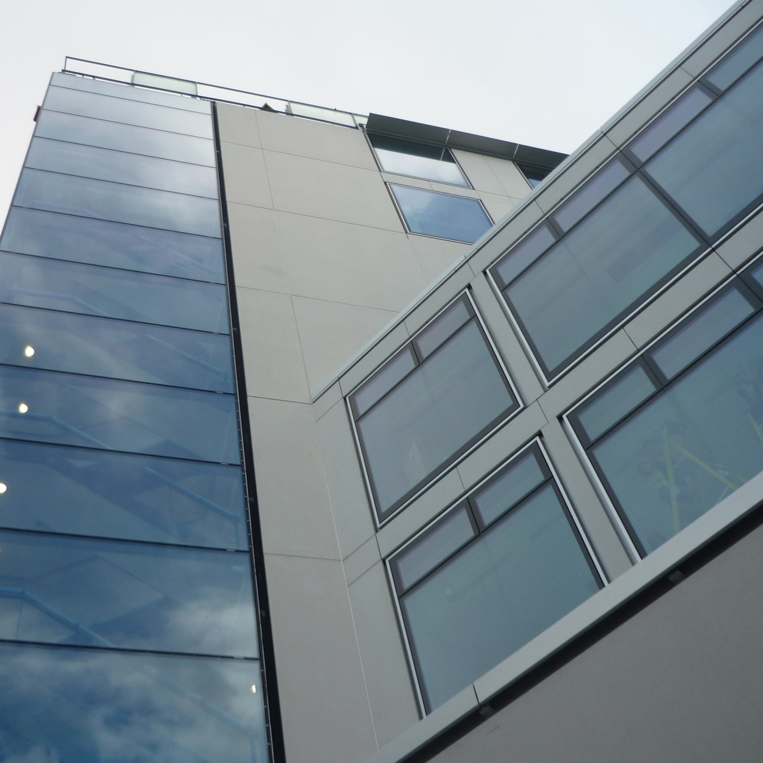 Display product betoShell® FLEX30 from manufacturer Hering Architectural Concrete