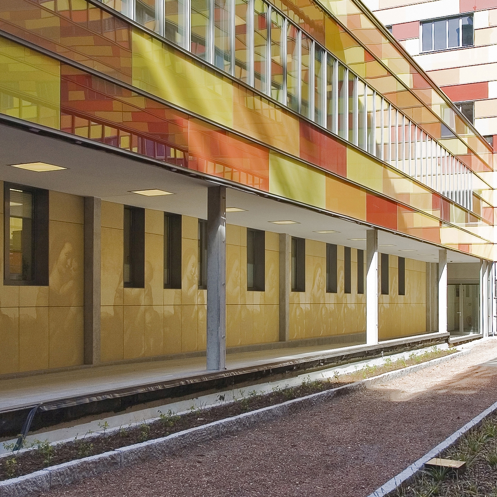Display product betoShell® FLEX40 from manufacturer Hering Architectural Concrete
