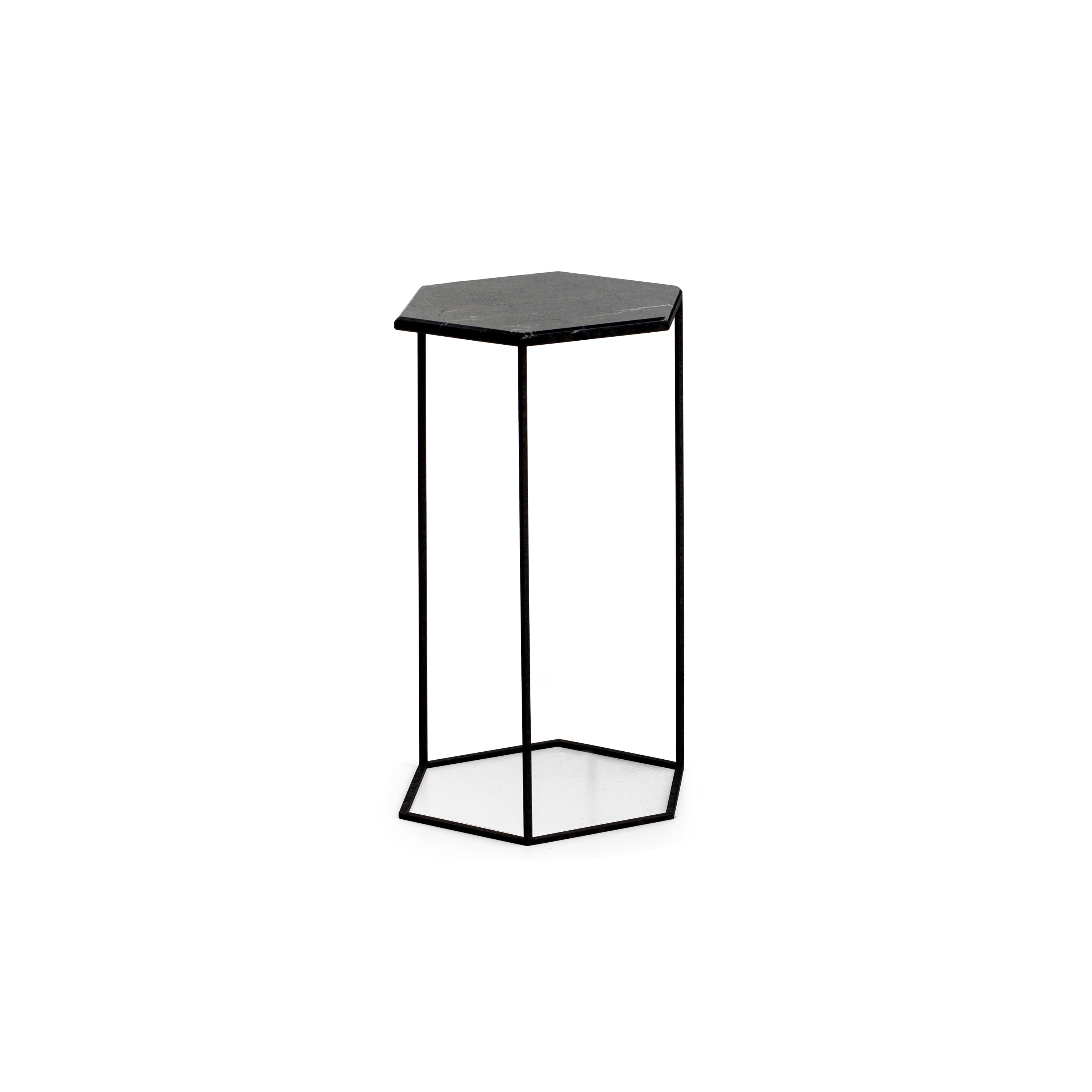 Display product Hexxed High table from manufacturer Diesel with Moroso