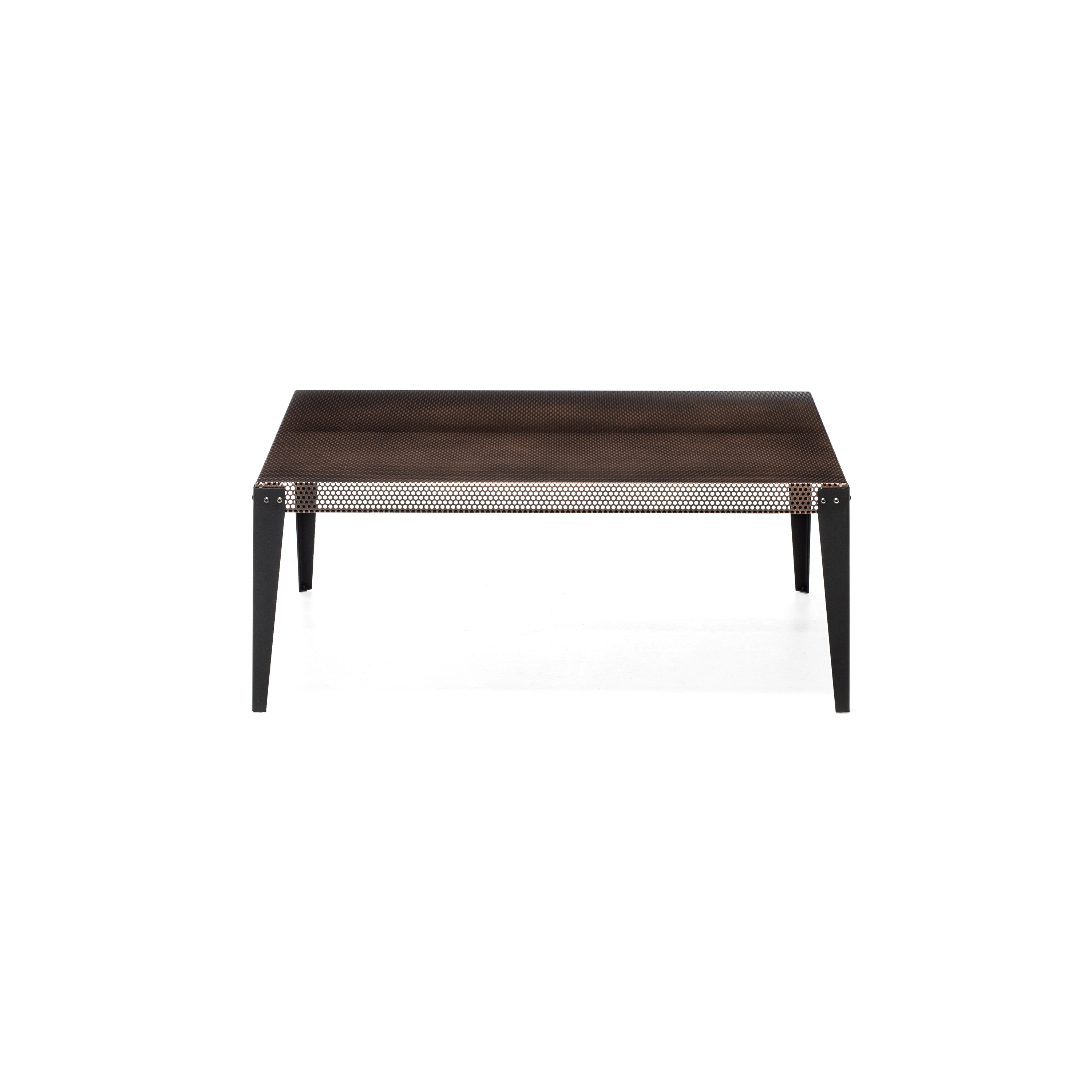 Display product Nizza Table from manufacturer Diesel with Moroso