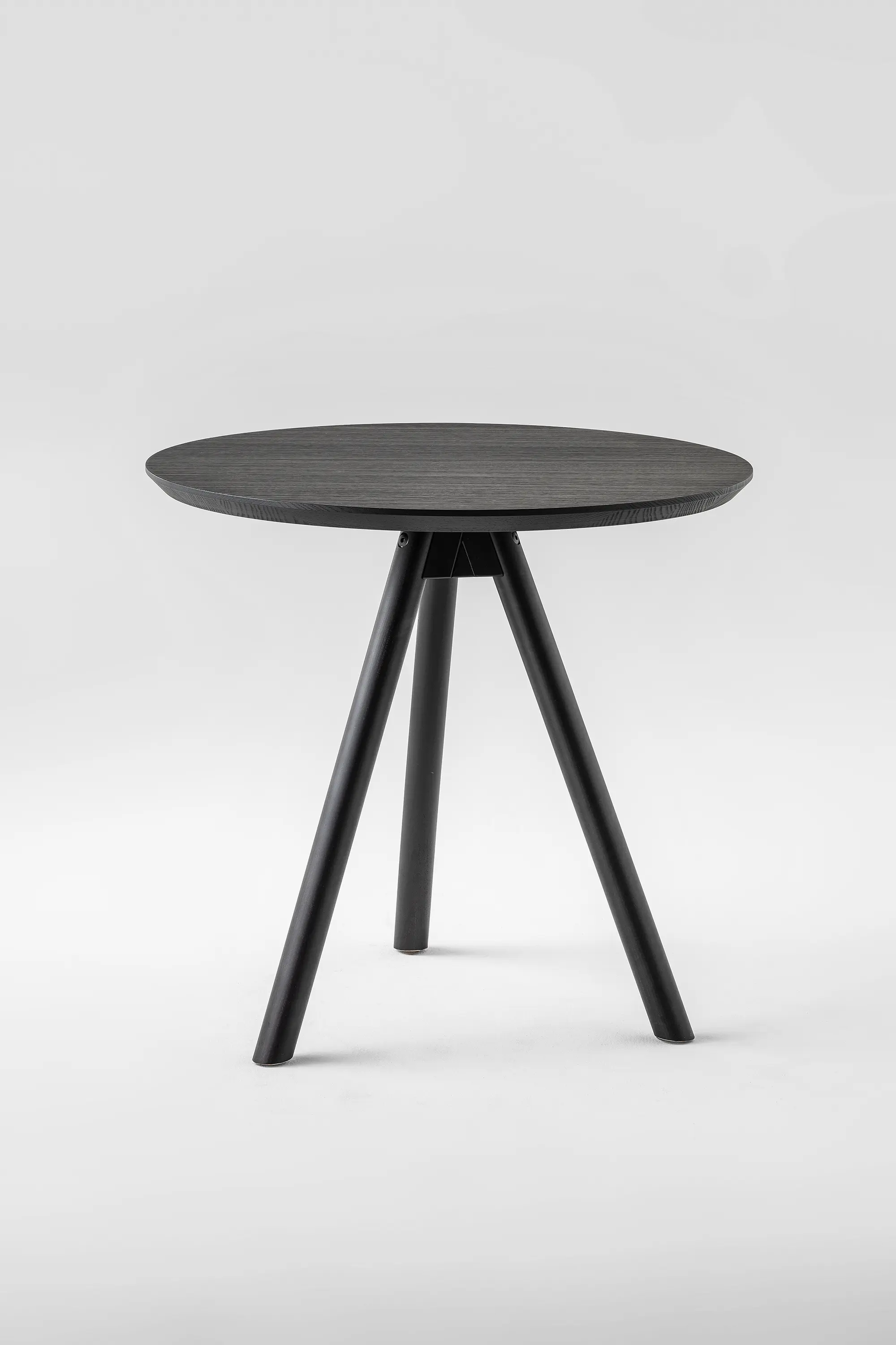 TrabÀ - Aky Contract table 0098 3