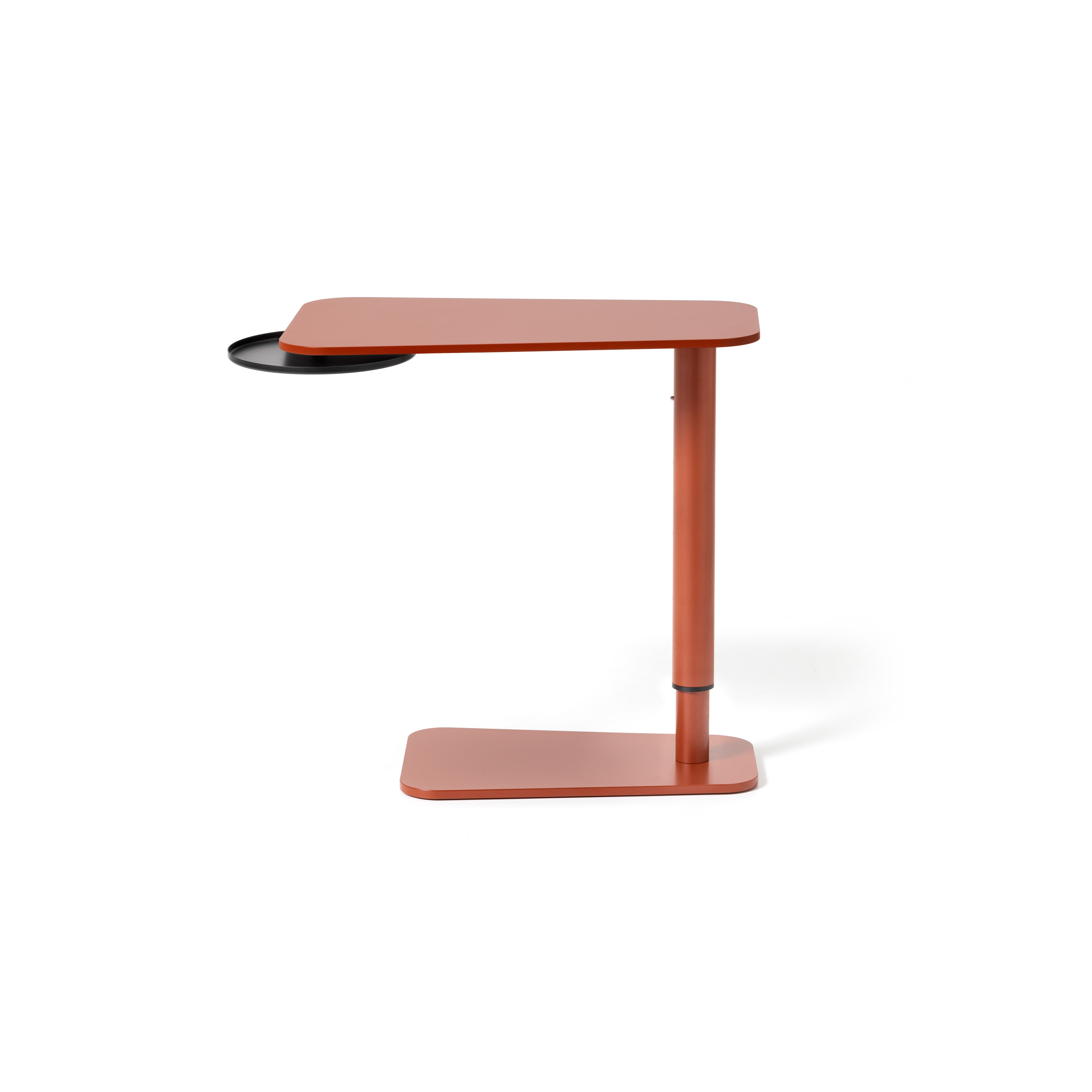 Mostra il prodotto Jens side table 0130 del produttore TrabÀ