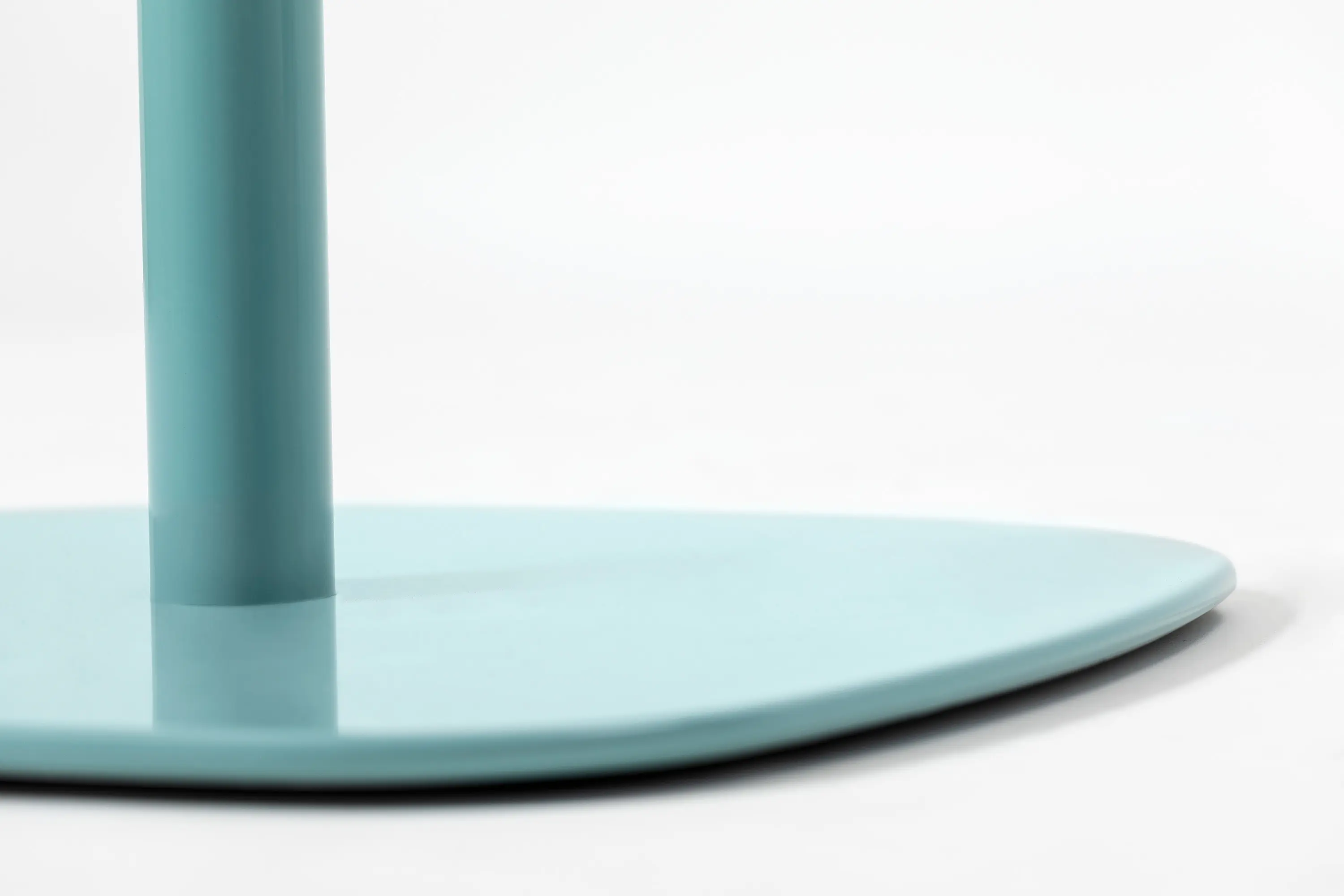 TrabÀ - Round table 533-2- fast food