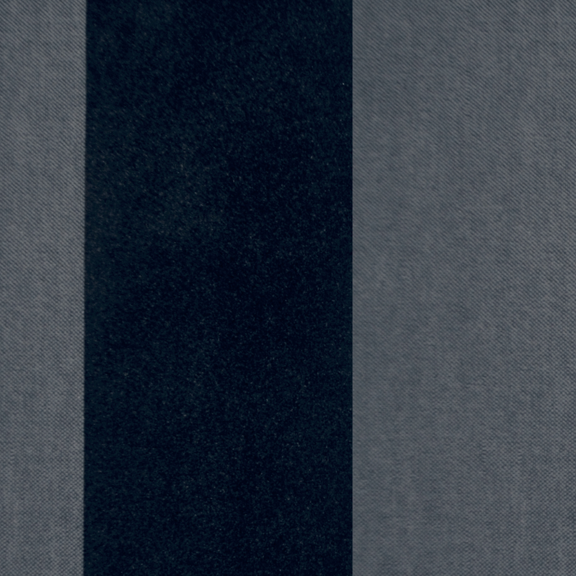 Mostrar el producto Flamant Les Rayures Velvet del fabricante Arte