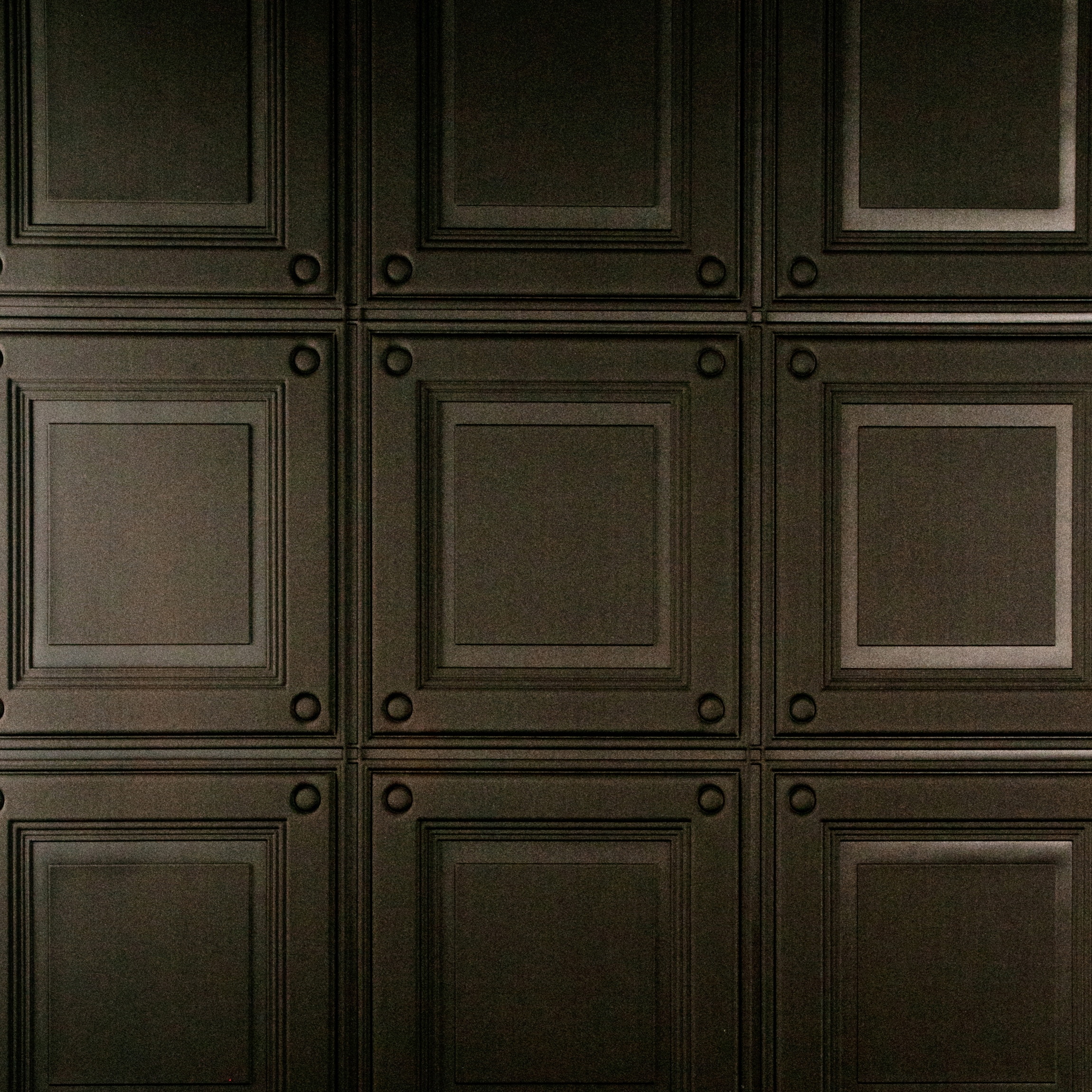 Display product Intrigue Caisson from manufacturer Arte