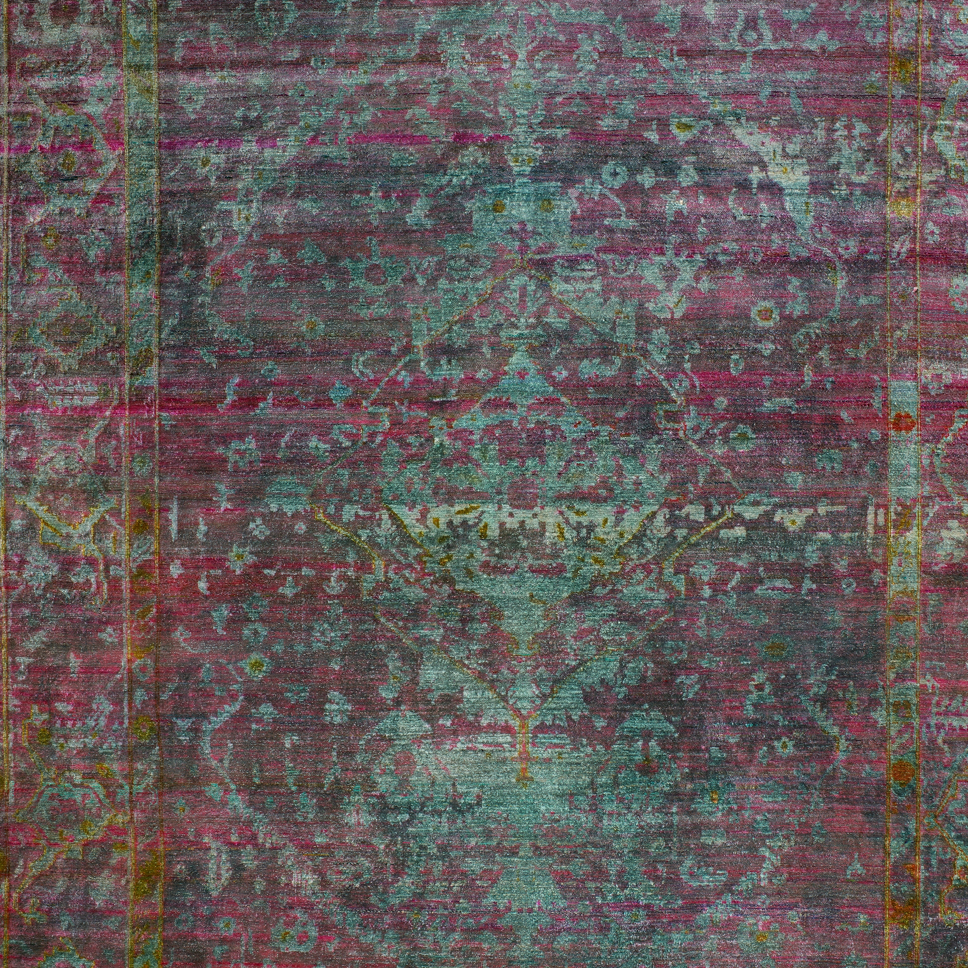 Afficher le produit Kundan Pure Silk Medallion Design du fabricant Zollanvari