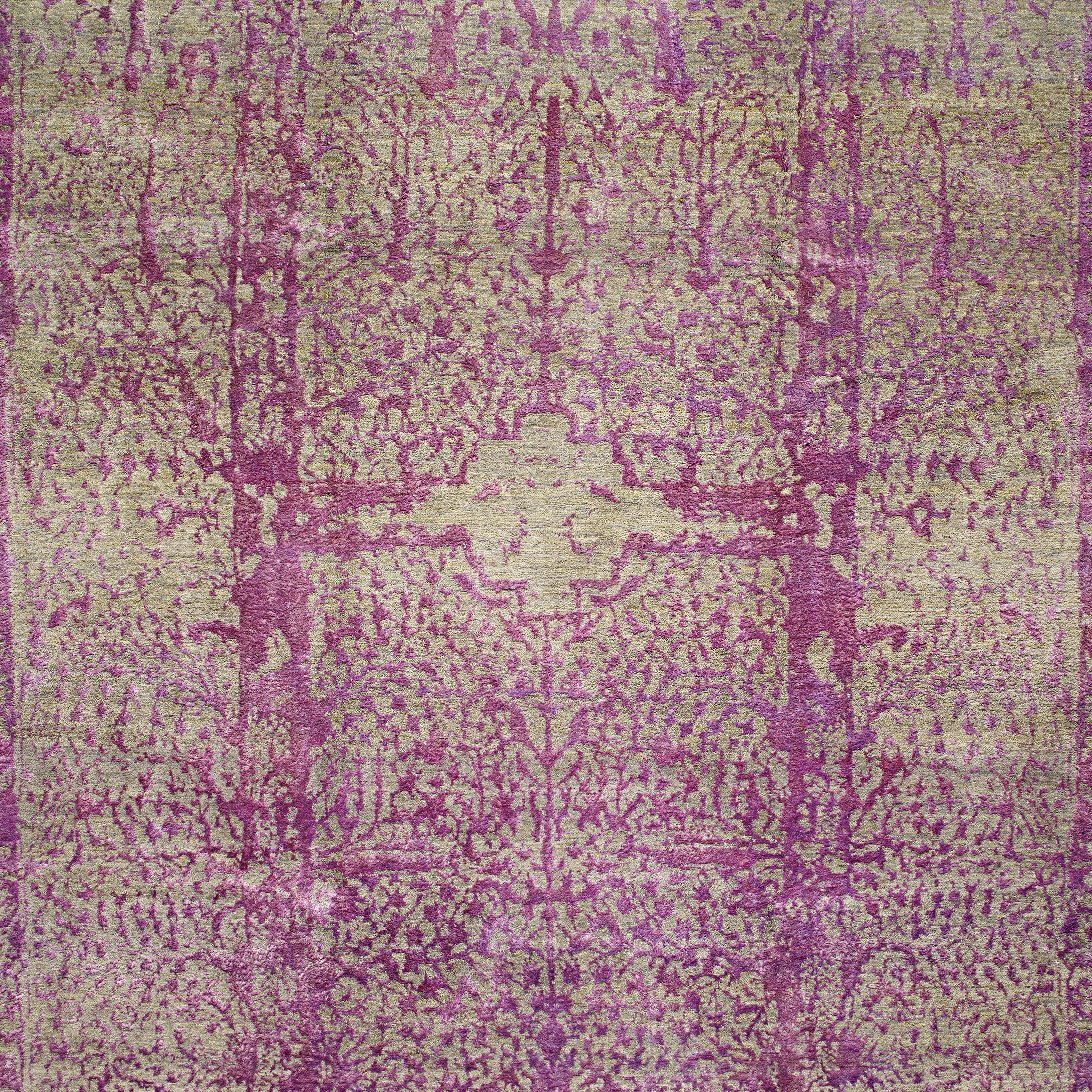 Mostrar el producto Designer Isfahan Classical Garden in Violet del fabricante Zollanvari