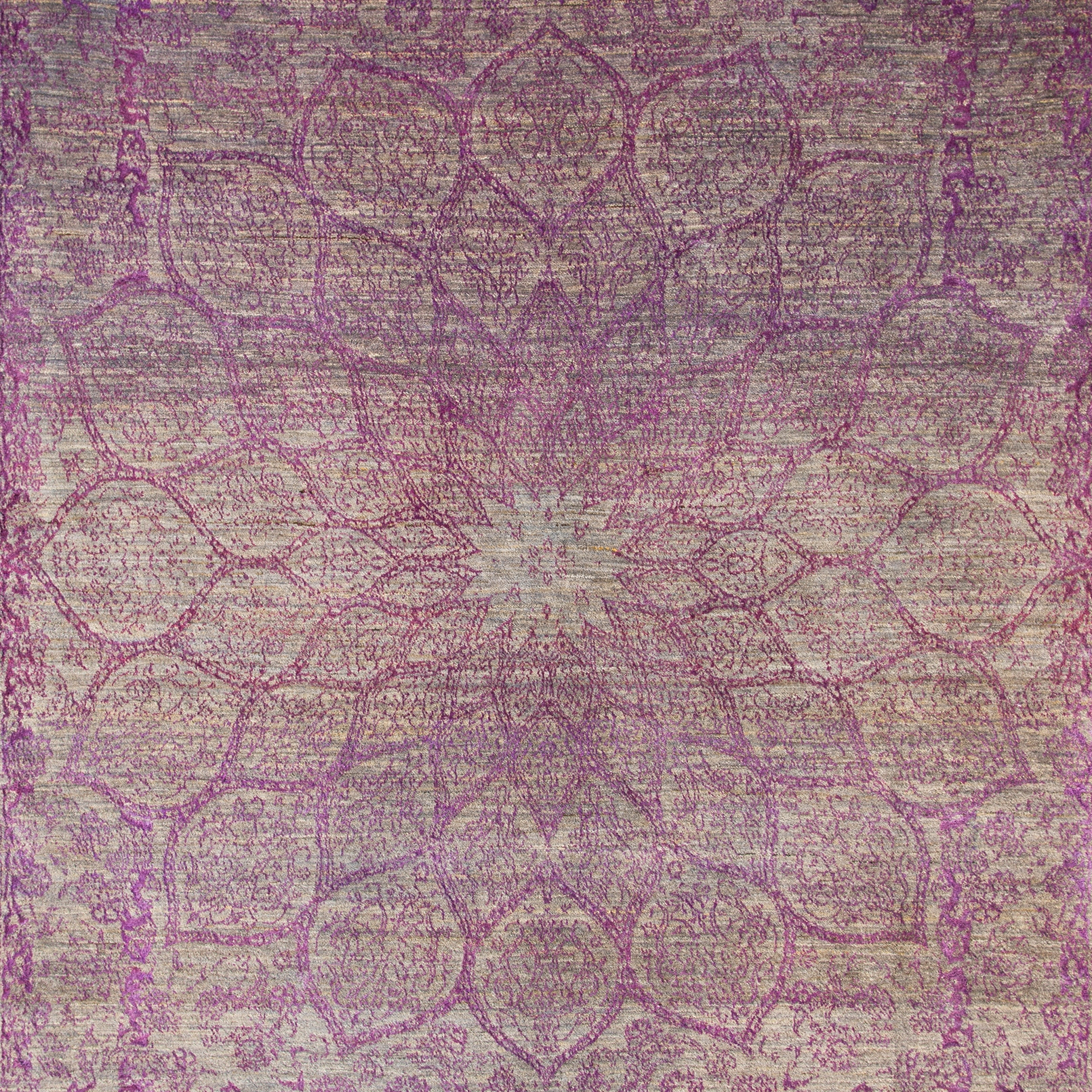 Mostrar el producto Designer Isfahan Gloss in Violet del fabricante Zollanvari