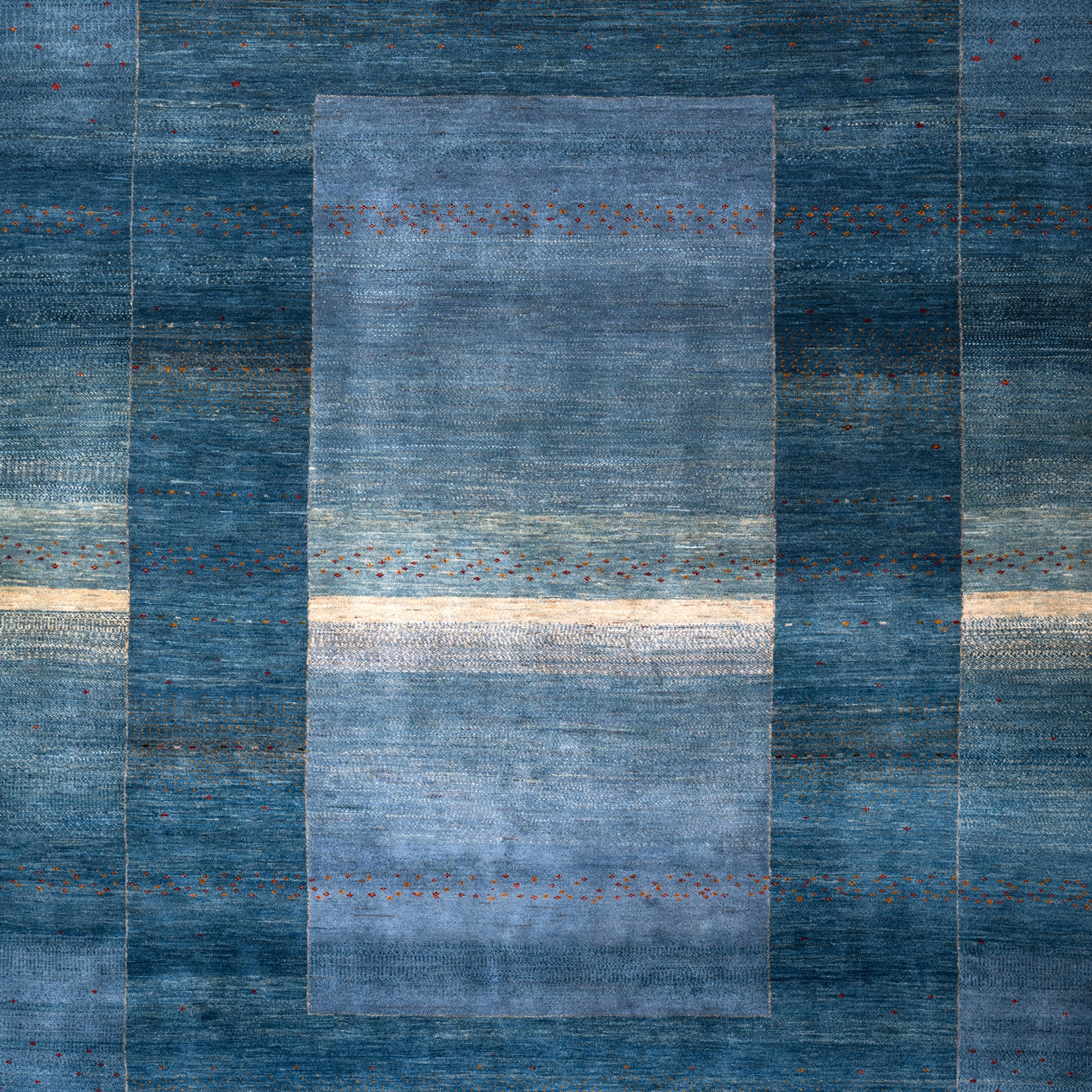 Mostrar el producto Gabbehs Abstract & Plain Chimera 3 del fabricante Zollanvari