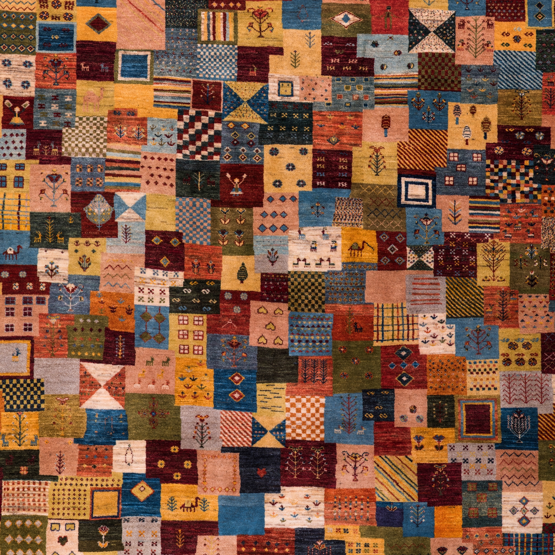 Produkt Gabbehs Geometric Squares Revisited 14 des Herstellers Zollanvari anzeigen