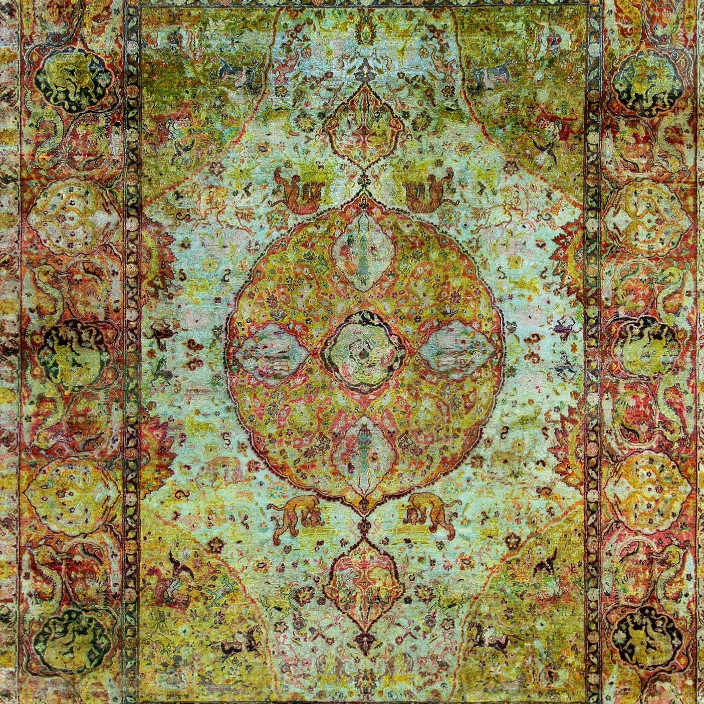 Display product Kundan Pure Silk Classical Persian Medallion from manufacturer Zollanvari