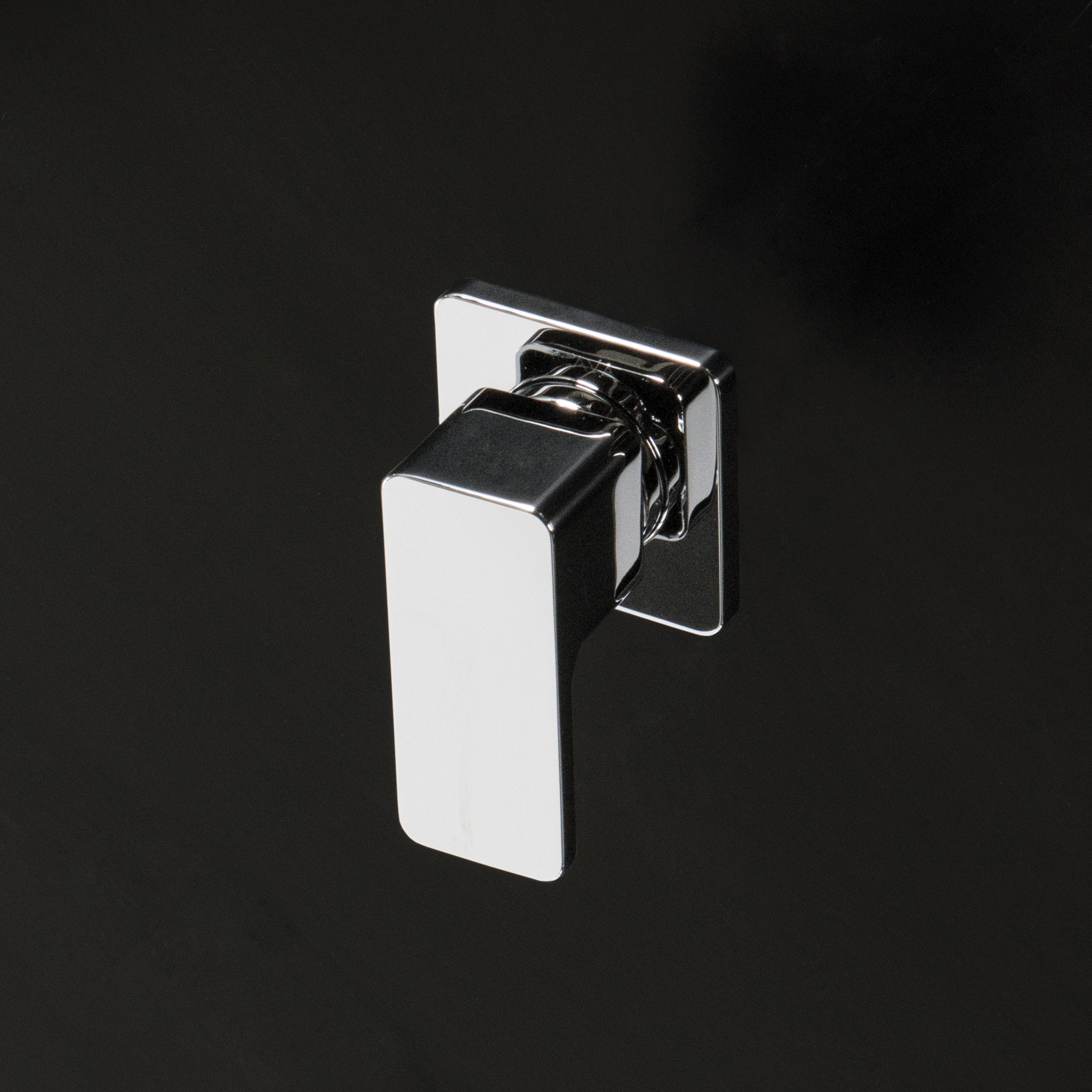 TUB AND SHOWER VALVE