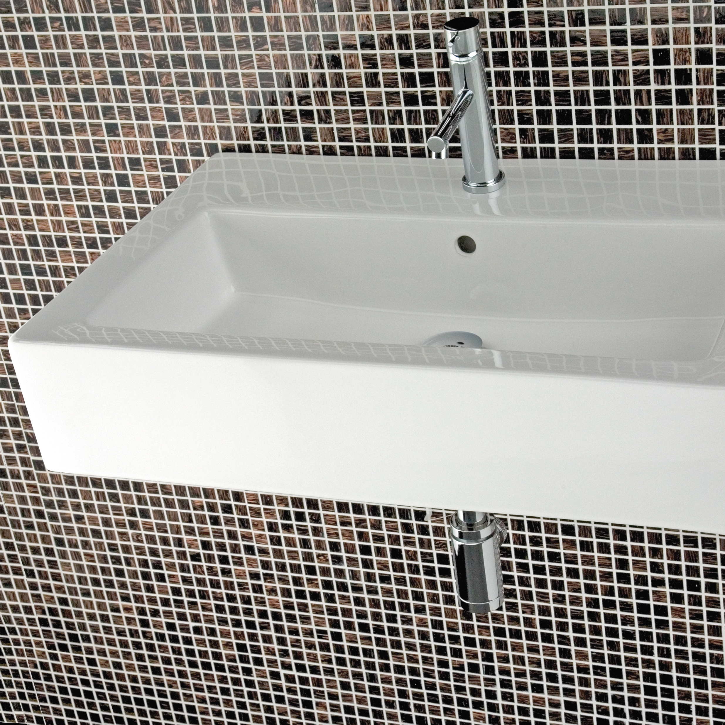 Mostra il prodotto Aquagrande Lavatory 5468 del produttore Lacava