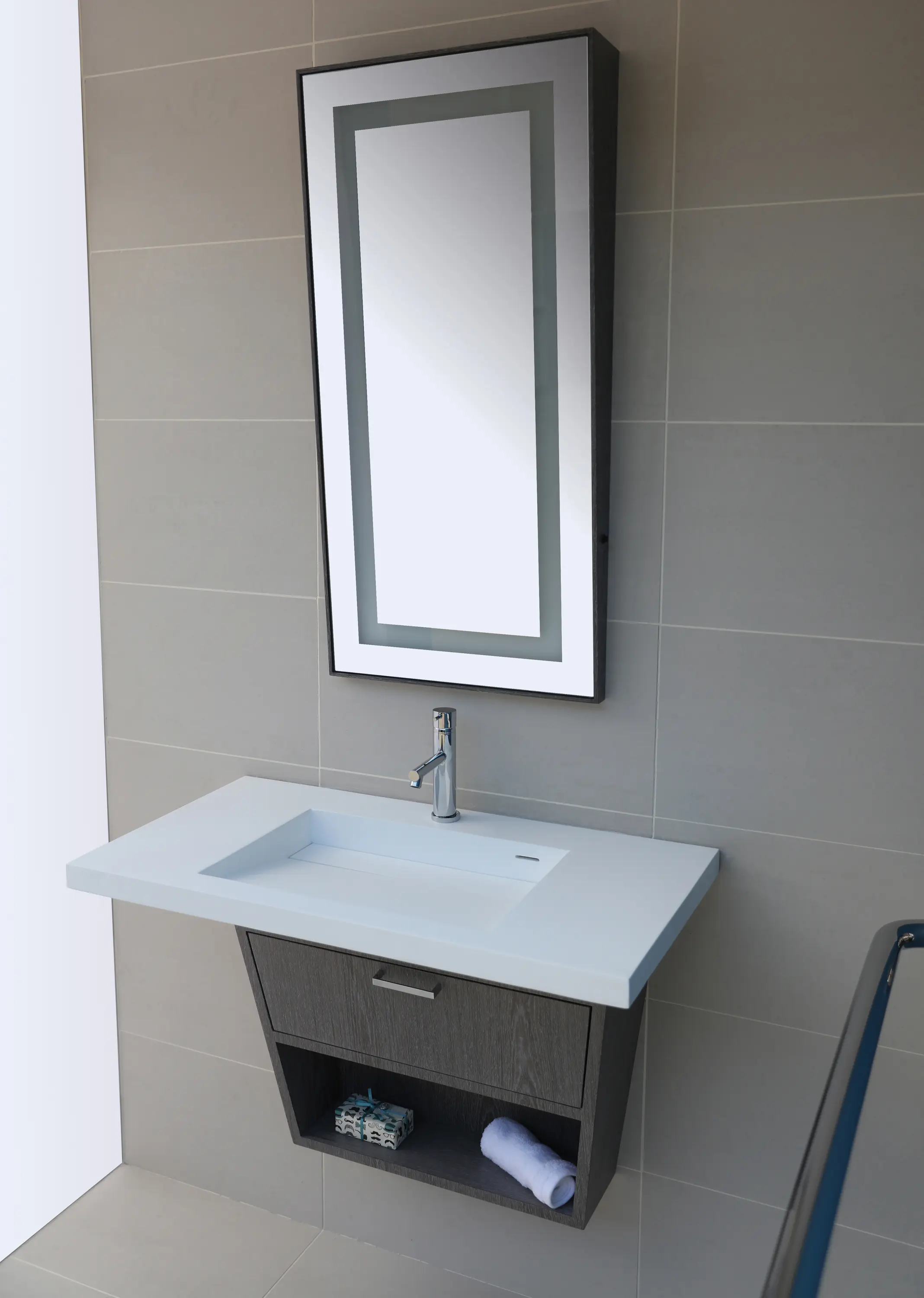 Lacava - Libera Lavatory 5301S