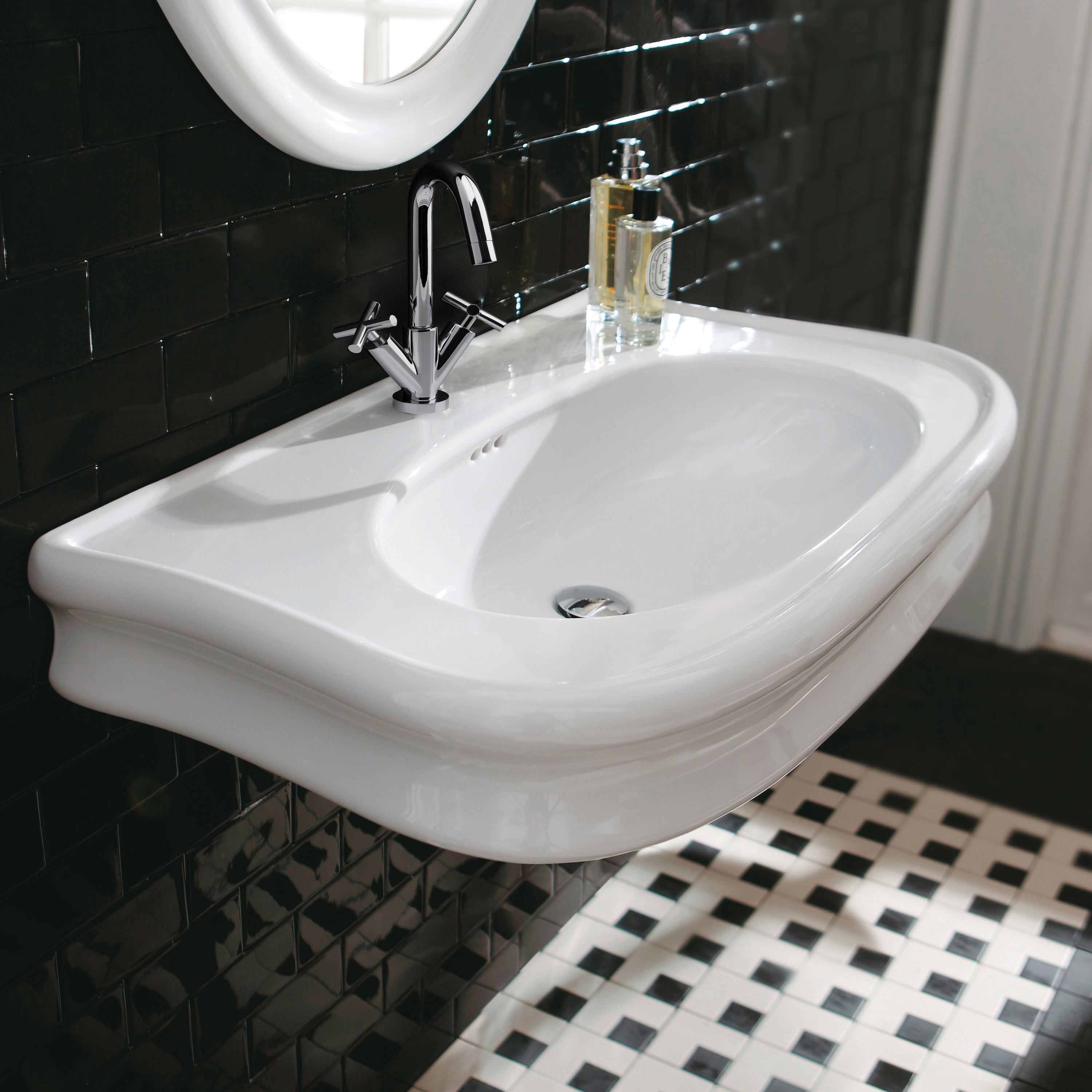 Mostra il prodotto Lirico Lavatory H252 del produttore Lacava