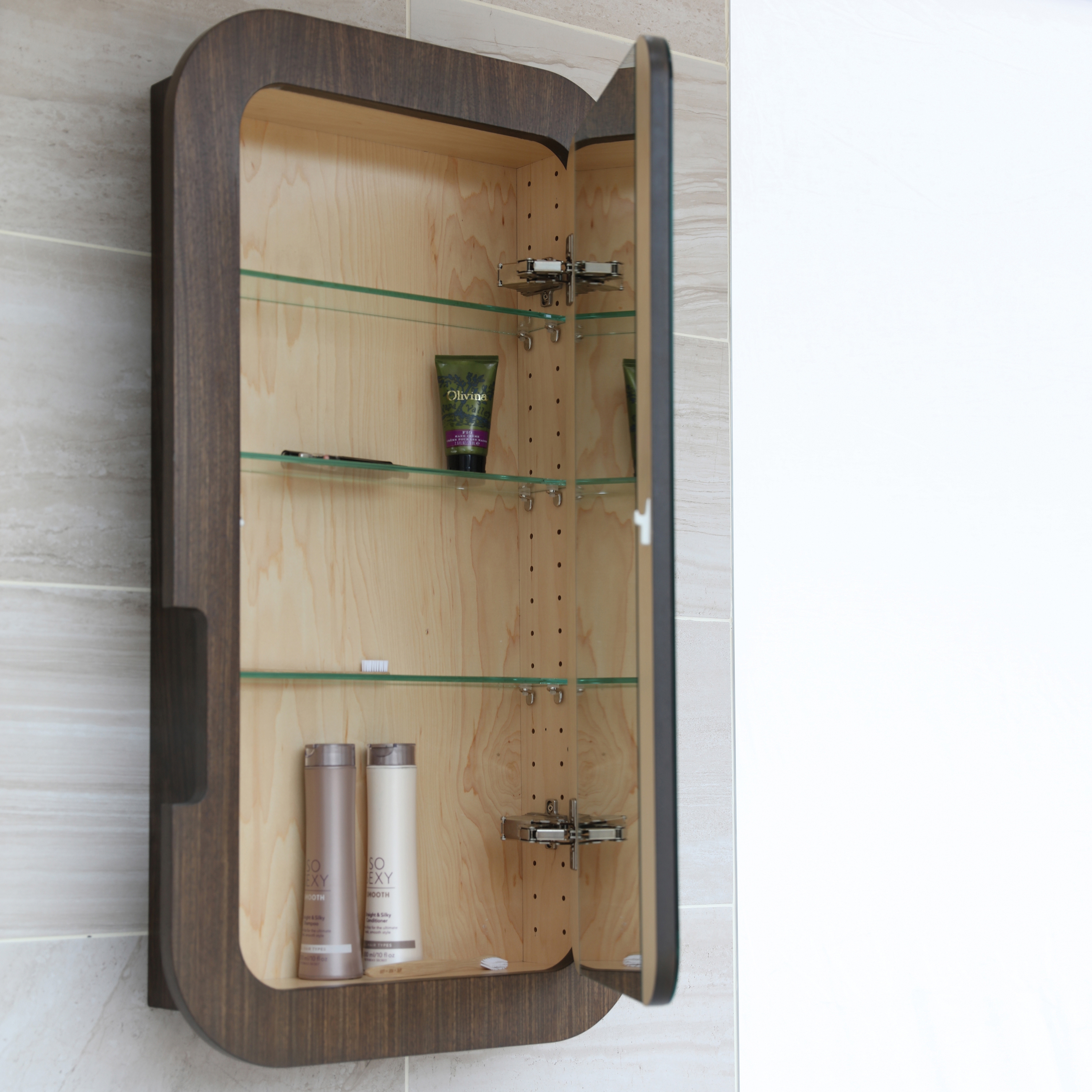 Mostra il prodotto Eleganza Medicine Cabinet H278 del produttore Lacava