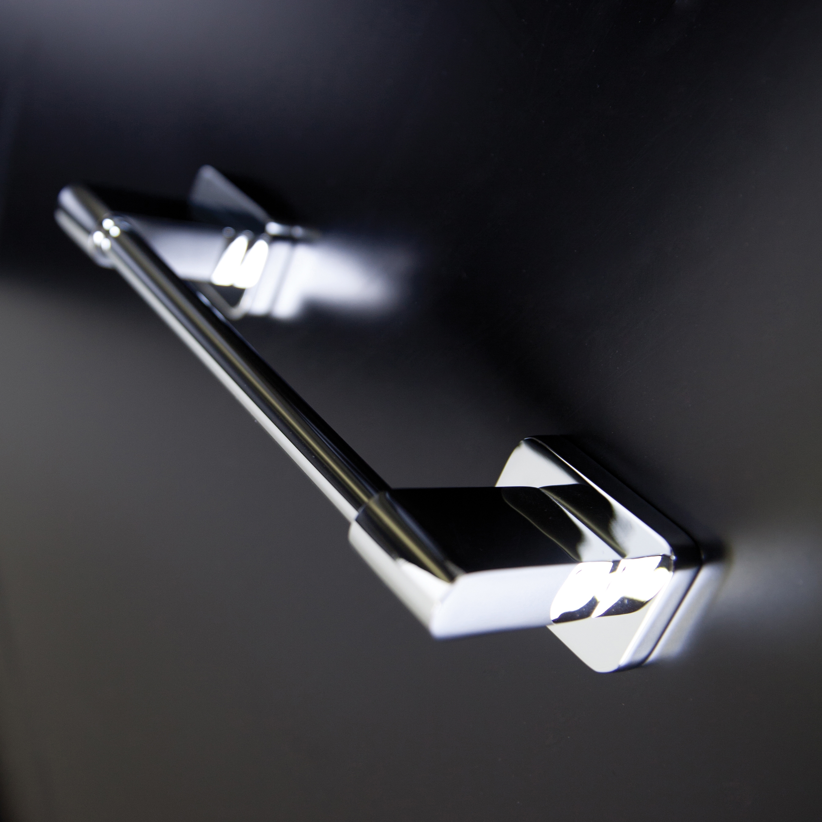 Mostra il prodotto Eleganza Towel Bar 1801 del produttore Lacava