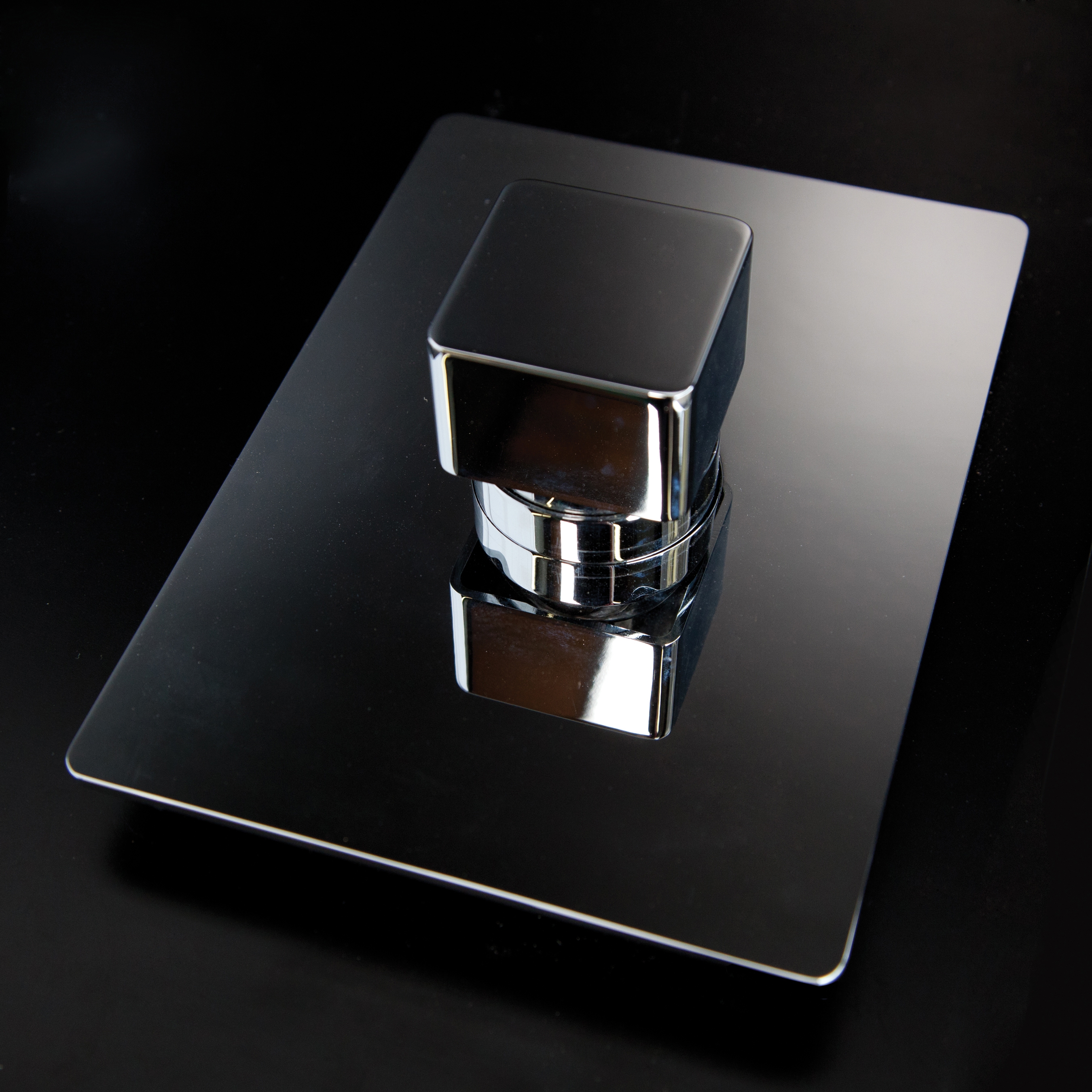 Mostra il prodotto Eleganza Pressure Balancing Mixer 1840 del produttore Lacava