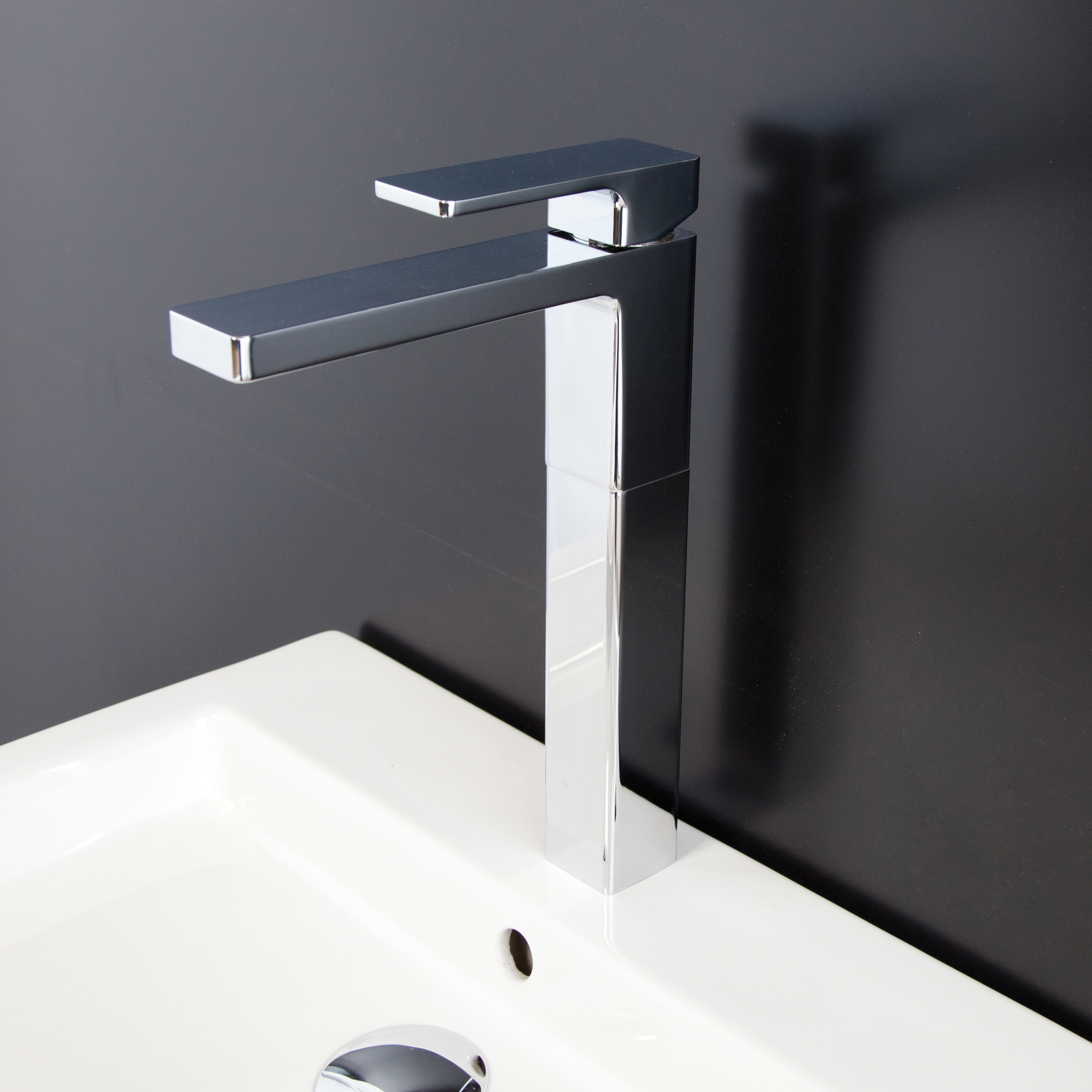 Mostra il prodotto Eleganza Faucet 1820 del produttore Lacava