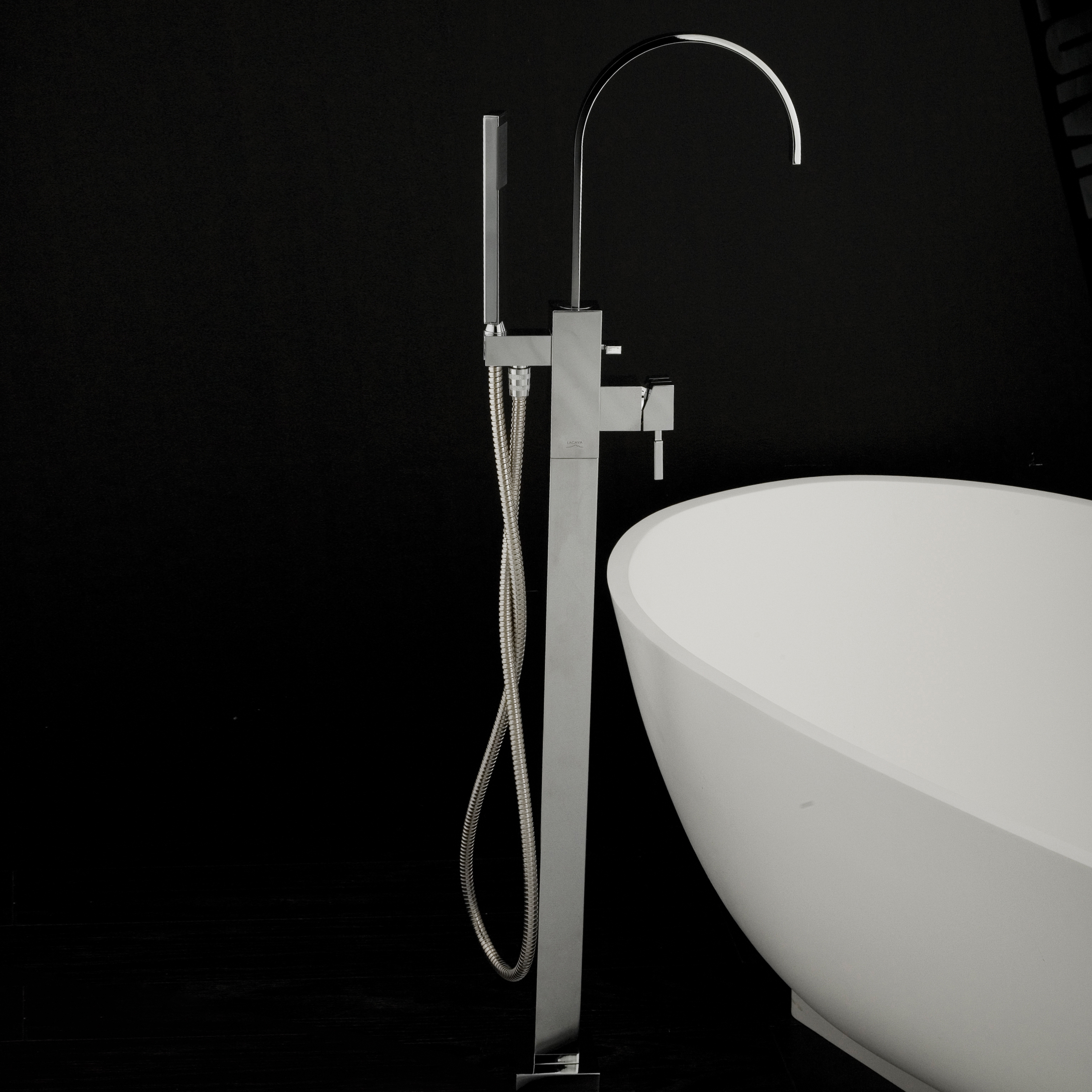 Mostra il prodotto Kubista Single-Hole Tub Filler del produttore Lacava