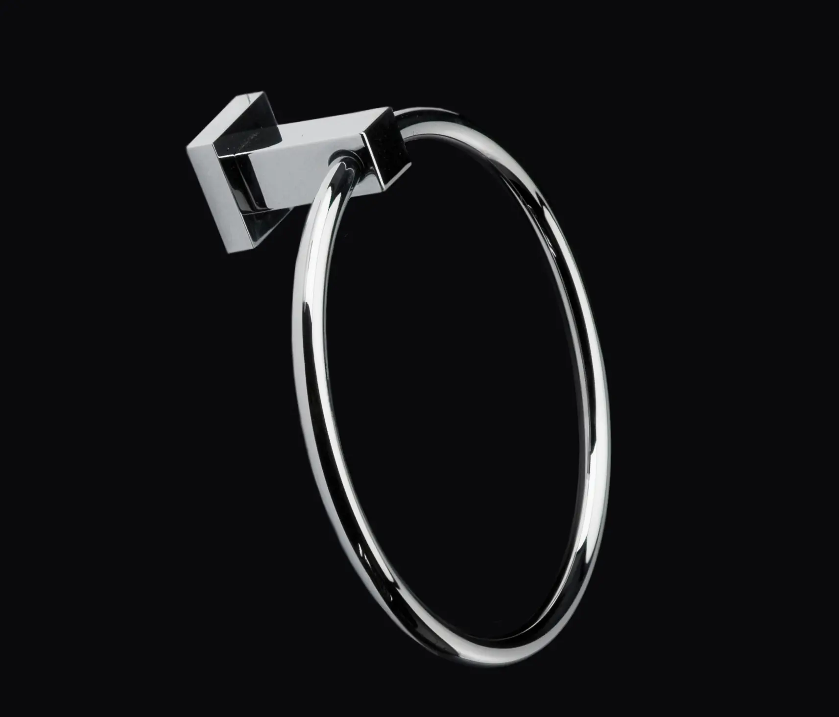Lacava - Kubista Towel Ring 4920