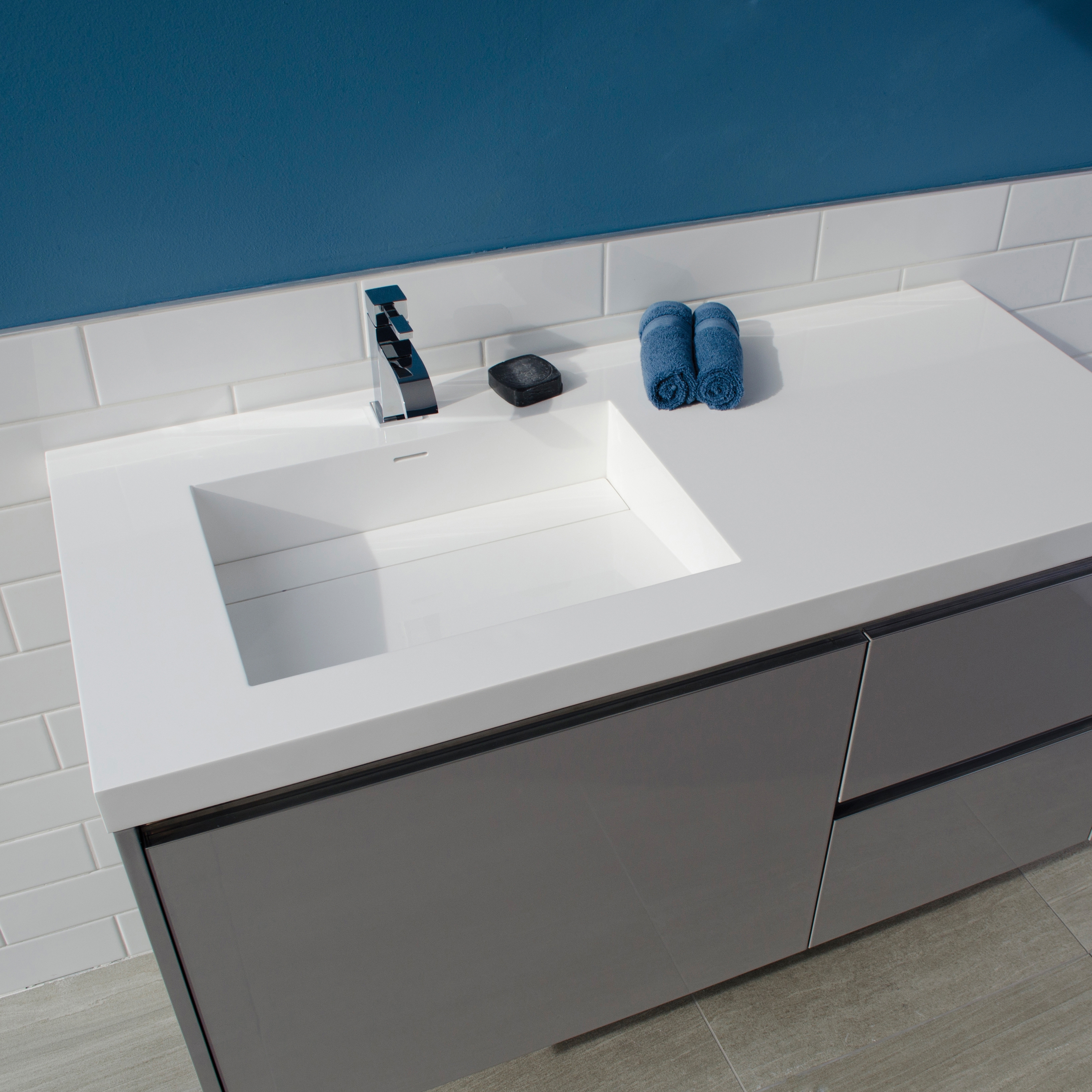 Mostra il prodotto Kubista Lavatory H264LT del produttore Lacava