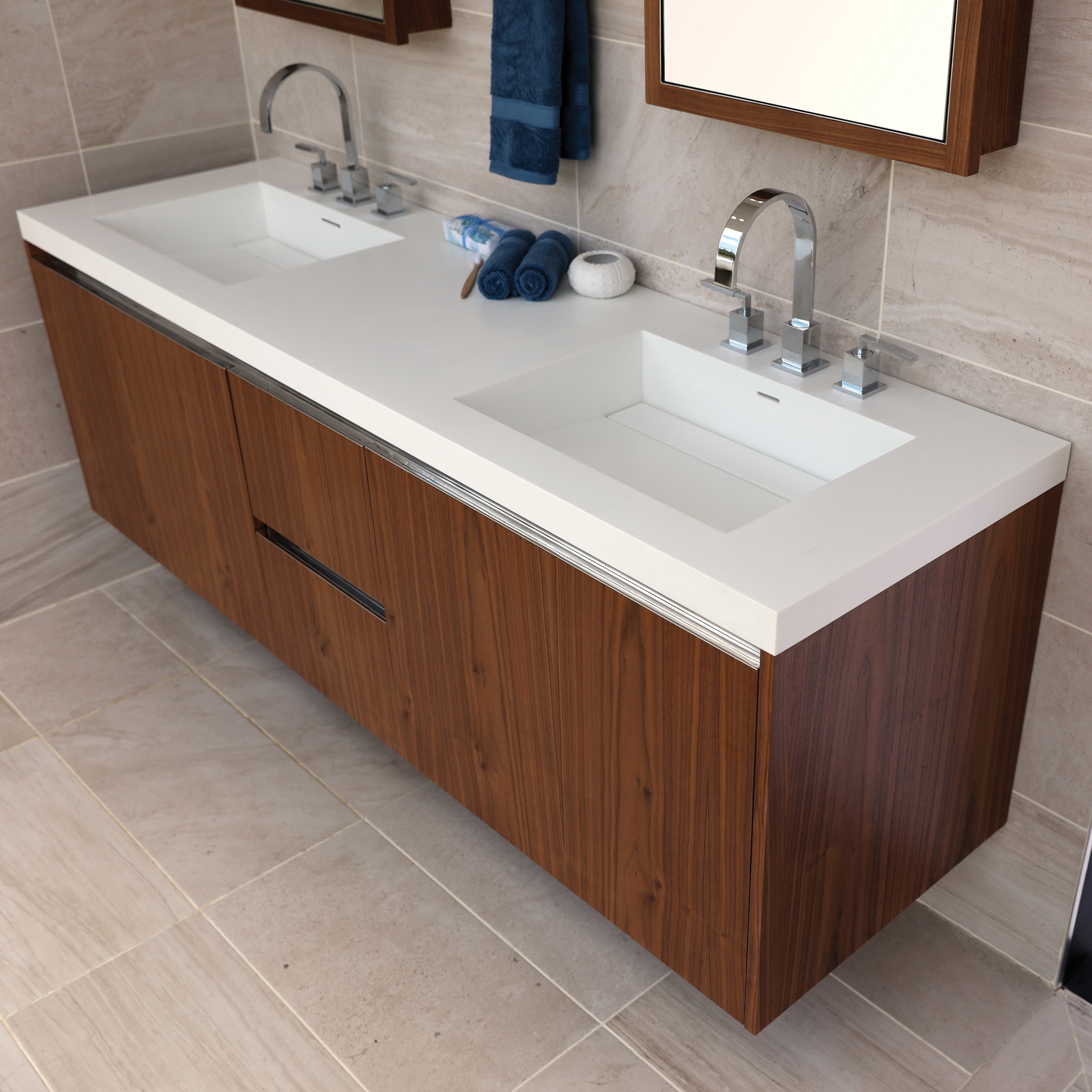 Mostra il prodotto Kubista Lavatory H266T del produttore Lacava